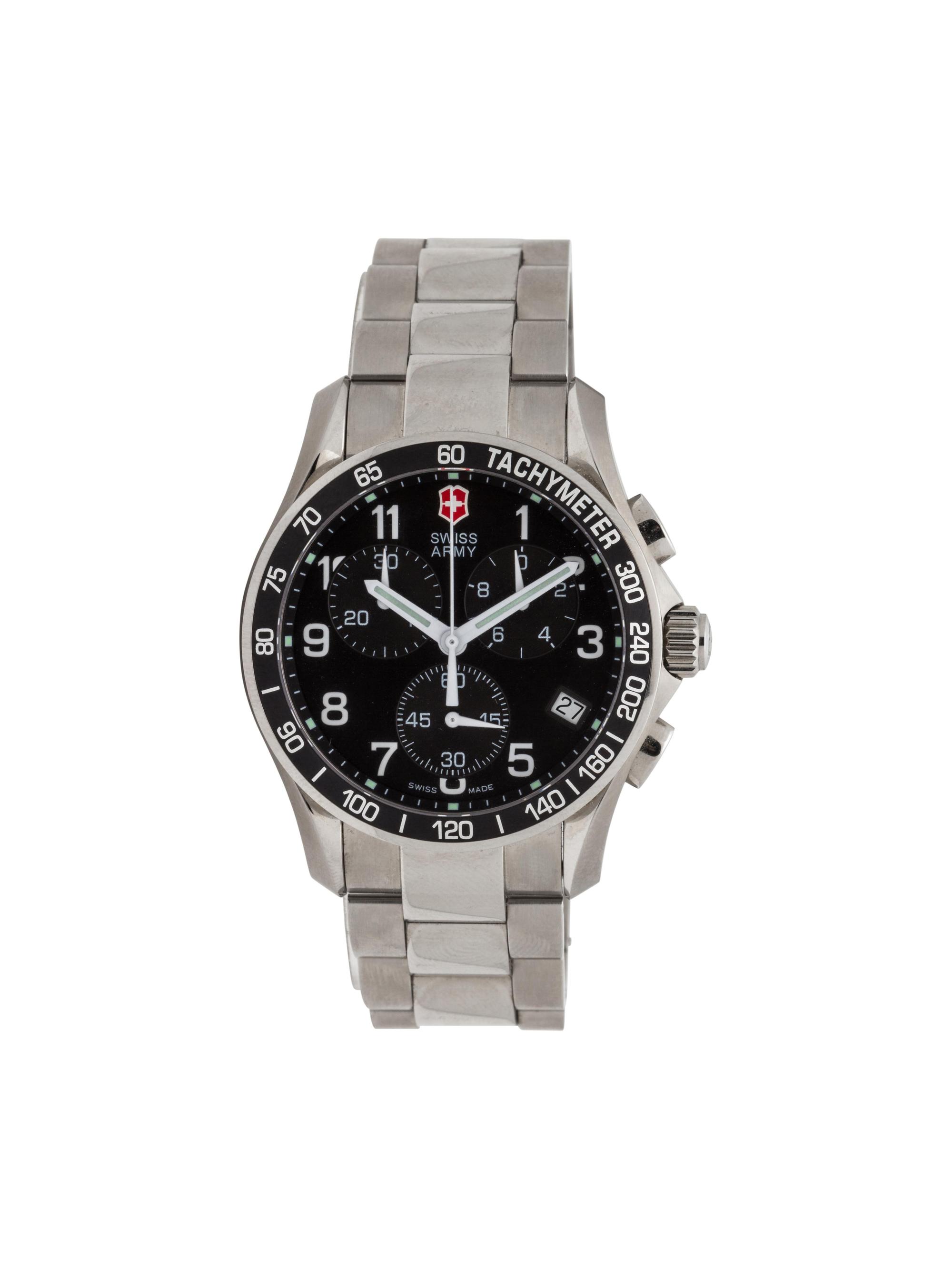 SWISS ARMY, 'CHRON CLASSIC' WRISTWATCH