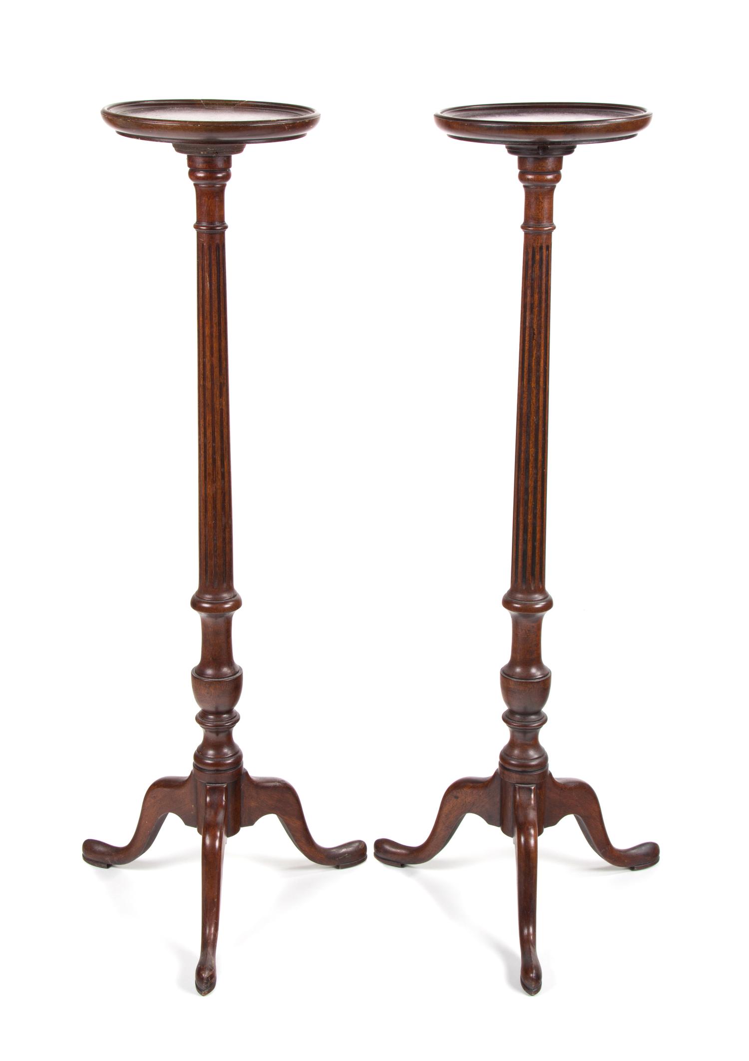 A Pair of Georgian Style Mahogany Plant Stands Height 40 1/2 inches. — 20TH CENTURY