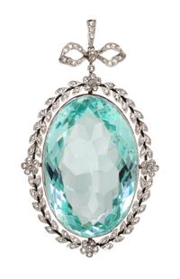 An Edwardian Platinum Topped Yellow Gold, Aquamarine and Diamond Pendant, 16.70 dwts.
