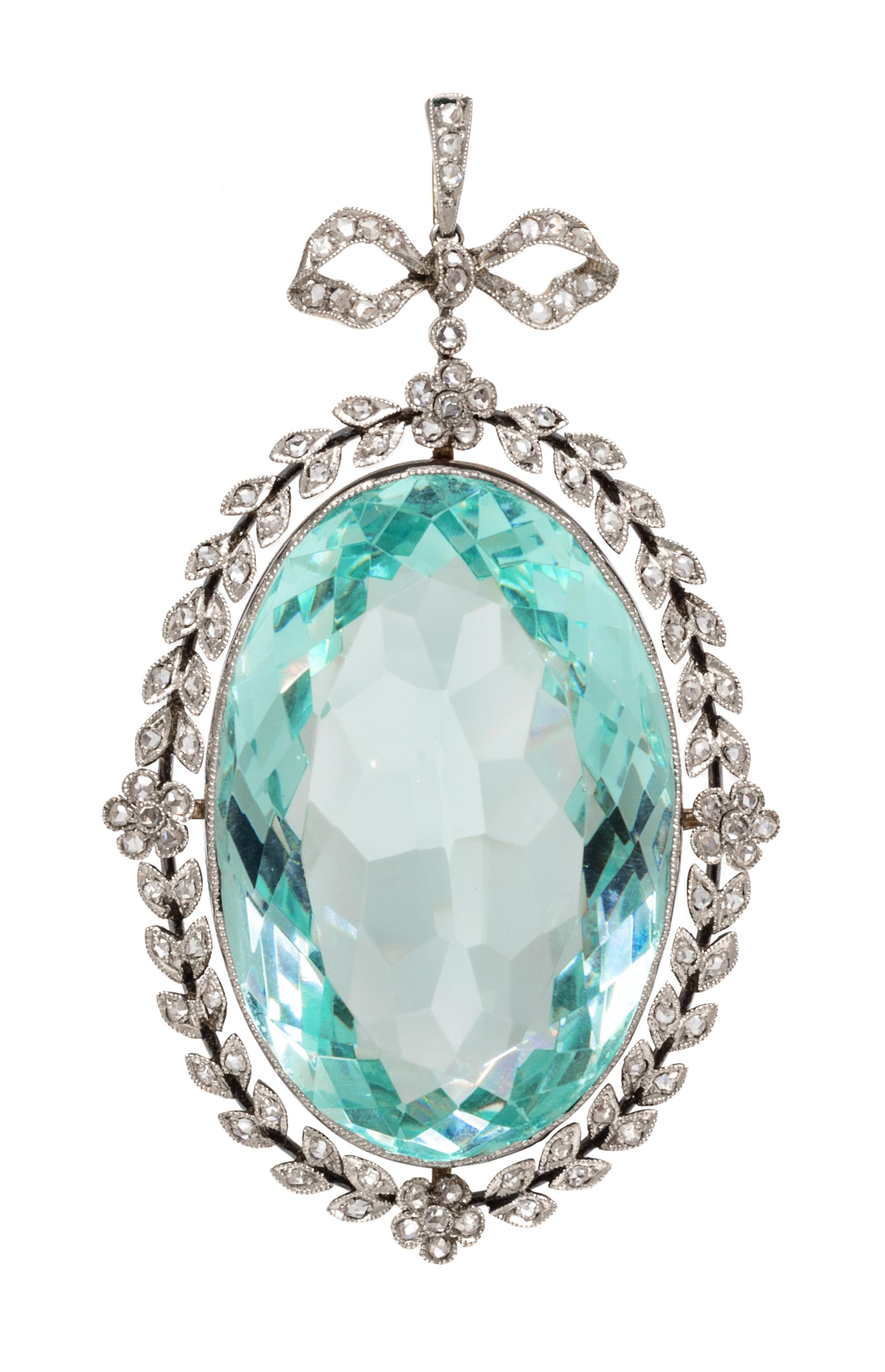 An Edwardian Platinum Topped Yellow Gold, Aquamarine and Diamond Pendant, 16.70 dwts.