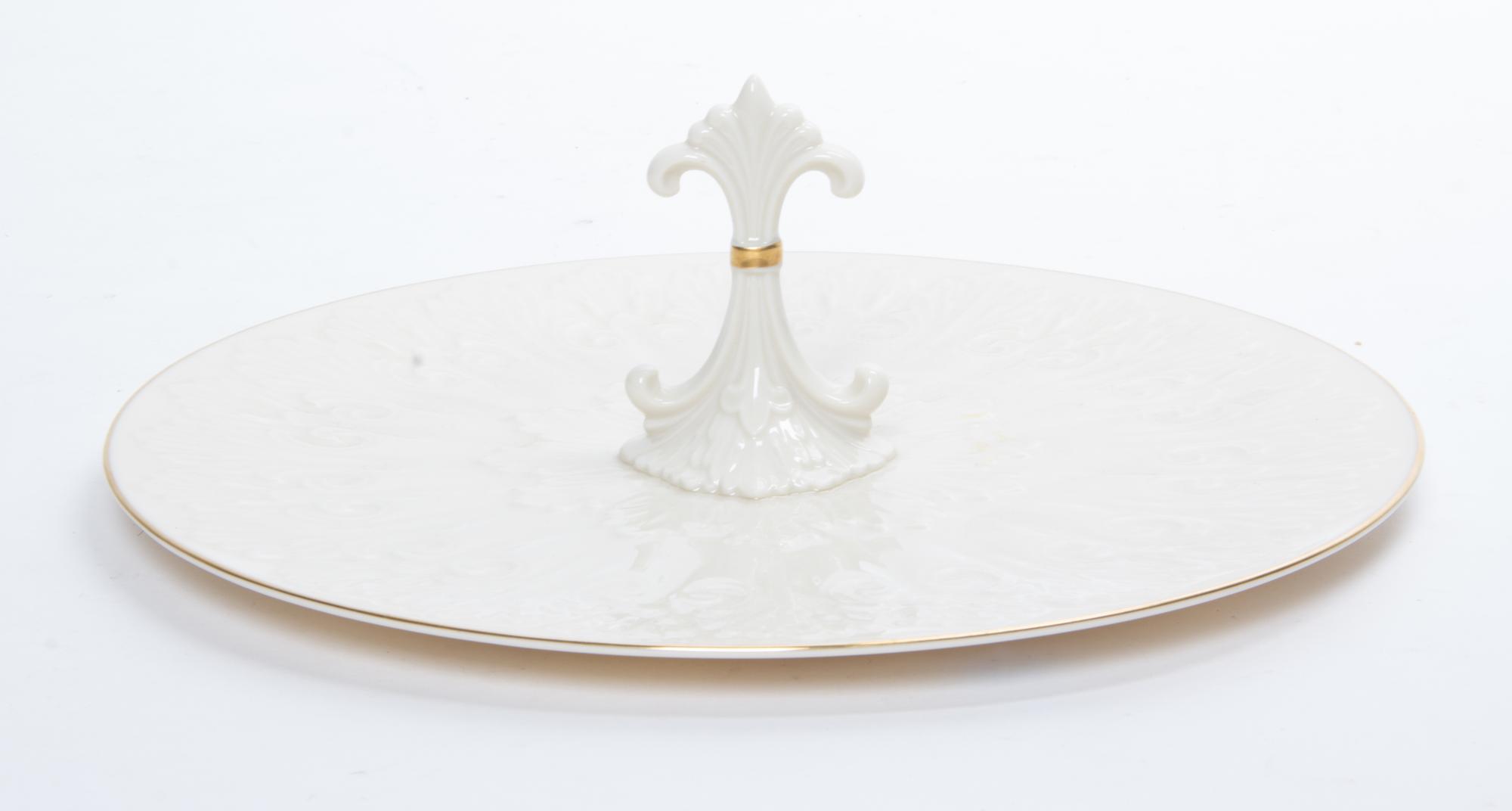 A Collection of Porcelain Table Articles Diameter of first 12 1/2 inches. — SECOND HALF 20TH CENTURY