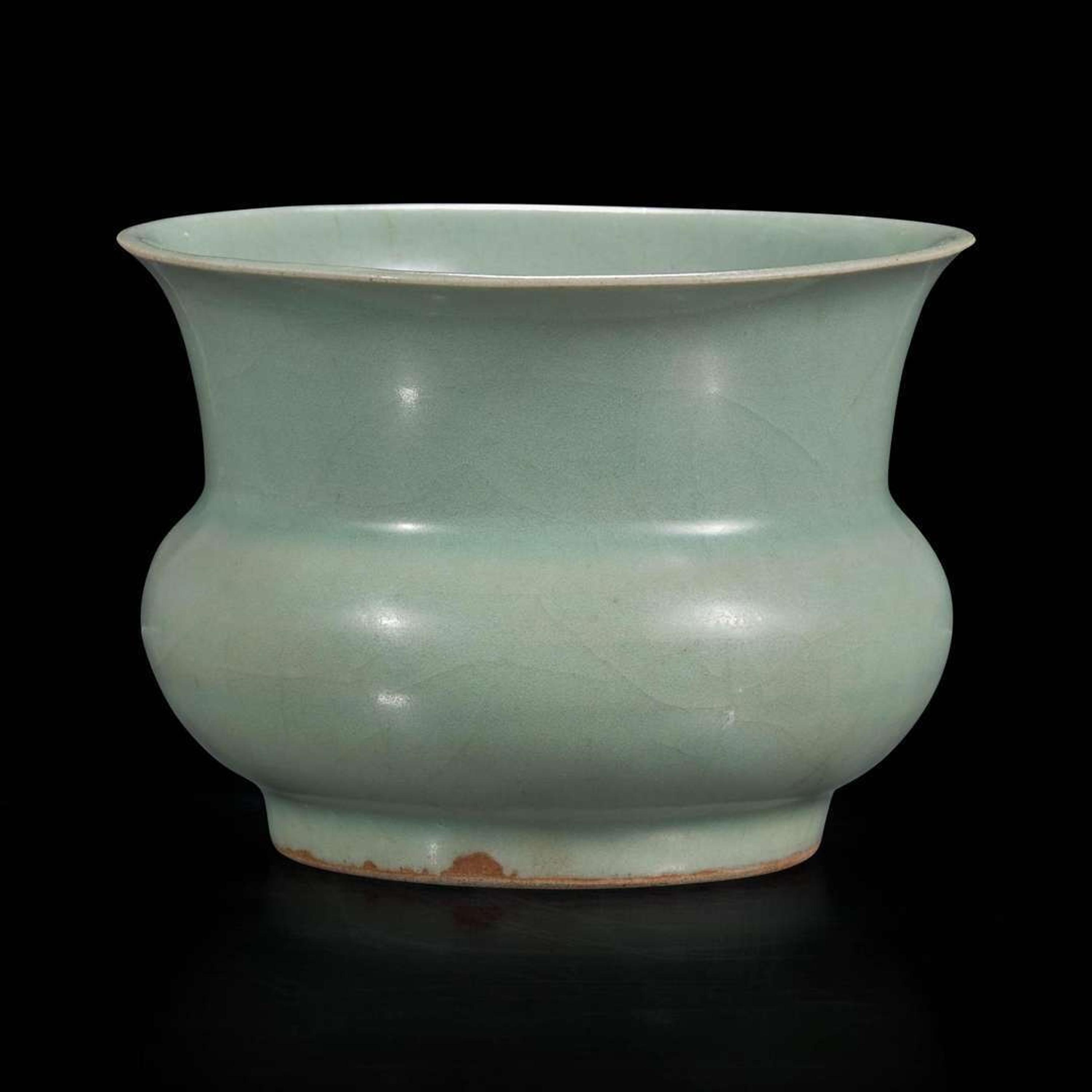 A Chinese Longquan-type celadon-glaze zhadou 龙泉窑青釉渣斗 Southern Song dynasty or later ?????