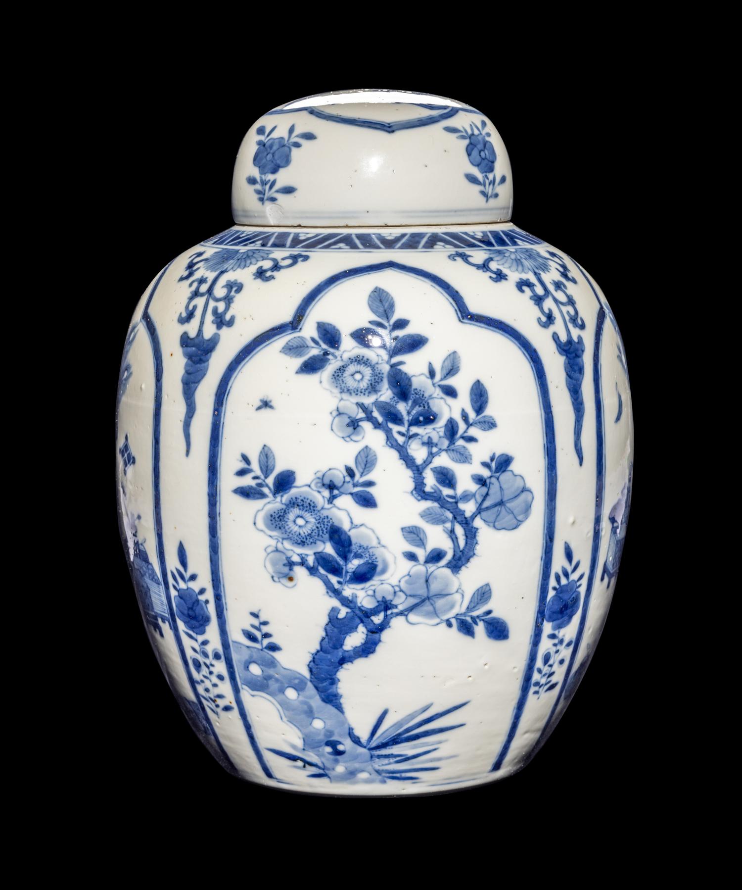 A Chinese Blue and White Porcelain Covered Jar