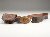 [CIVIL WAR]. Enlisted infantryman's belt equipped with Model 1839 "US" belt plate and cap pouch.