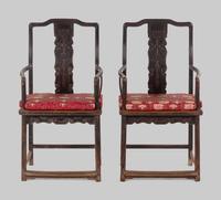 A Pair of Chinese Brown Lacquered Elmwood Scholar's Armchairs, Guanmaoyi