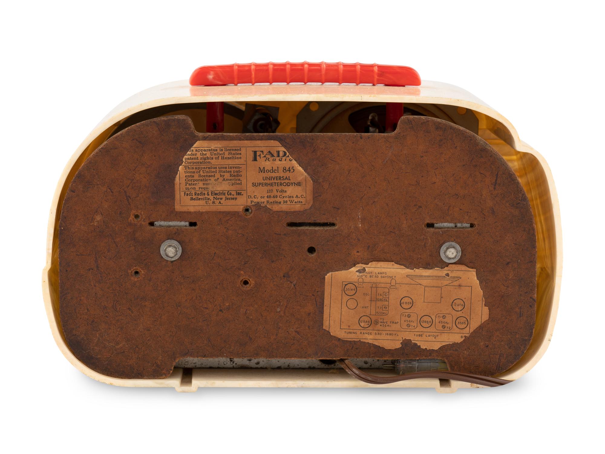 A Fada 845 Radio