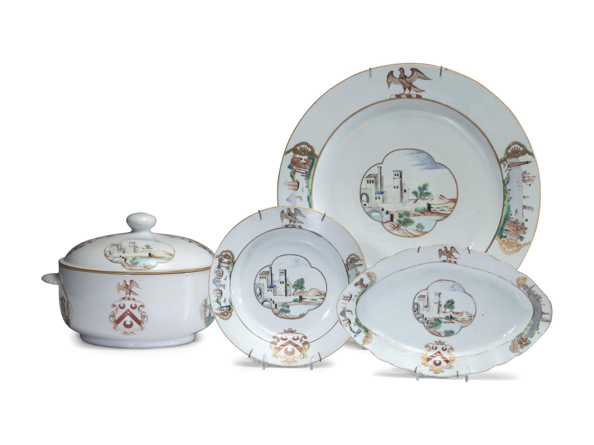 Twelve Chinese Export Pole Family Armorial Porcelain Articles
