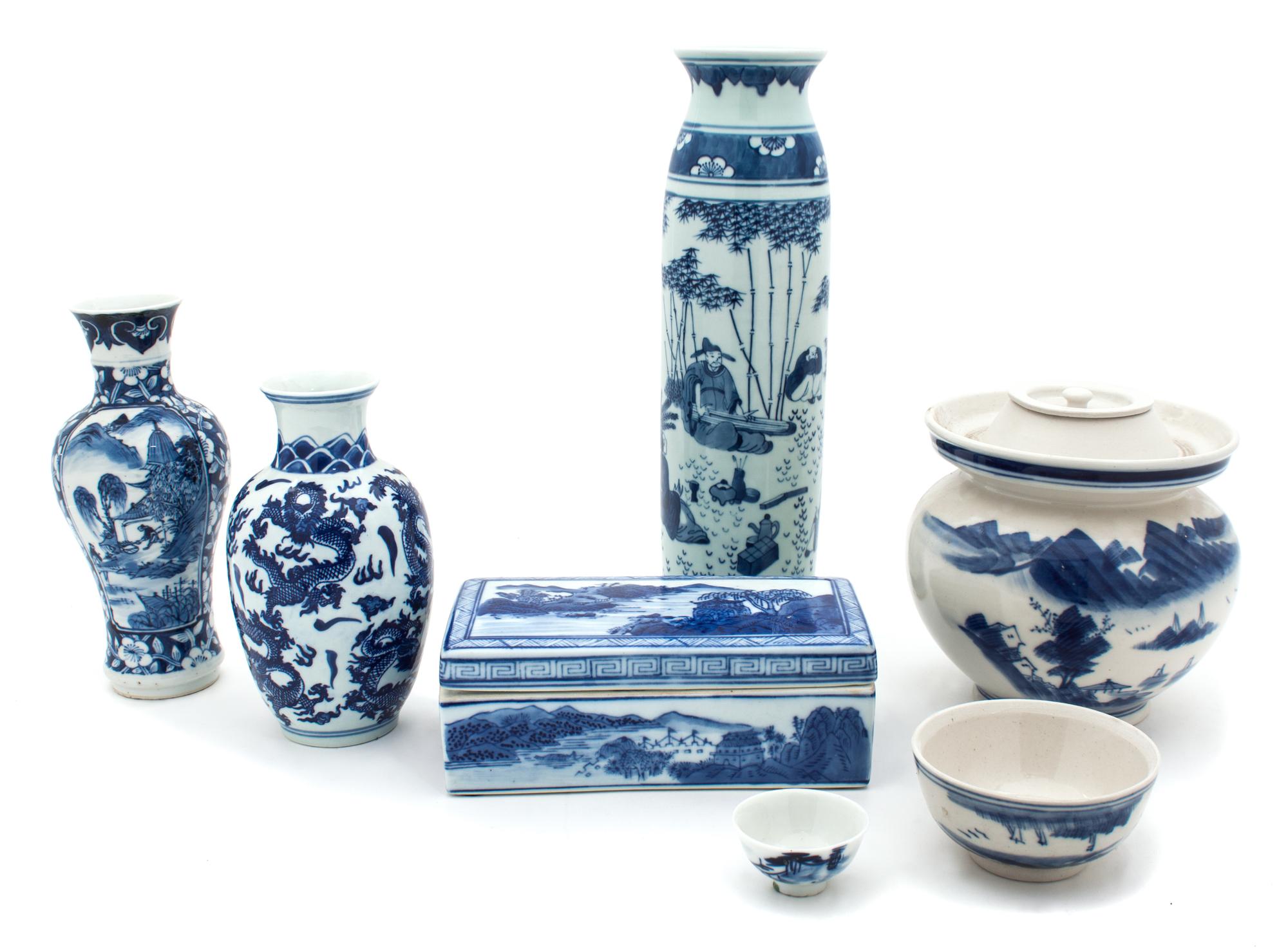 A Collection of Blue and White Porcelain Articles Height of tallest 12 1/2 inches.