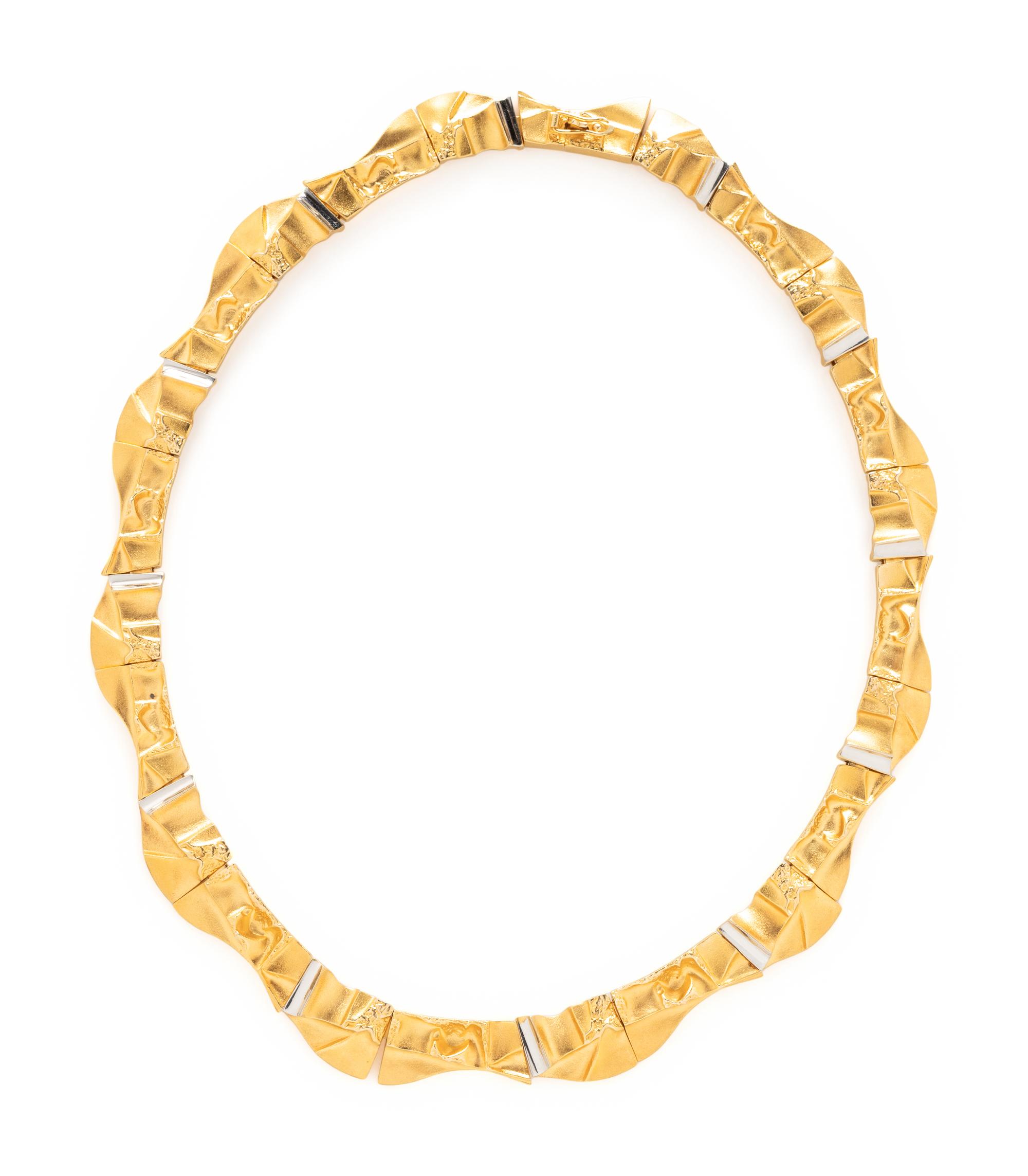 LAPPONIA, YELLOW GOLD NECKLACE