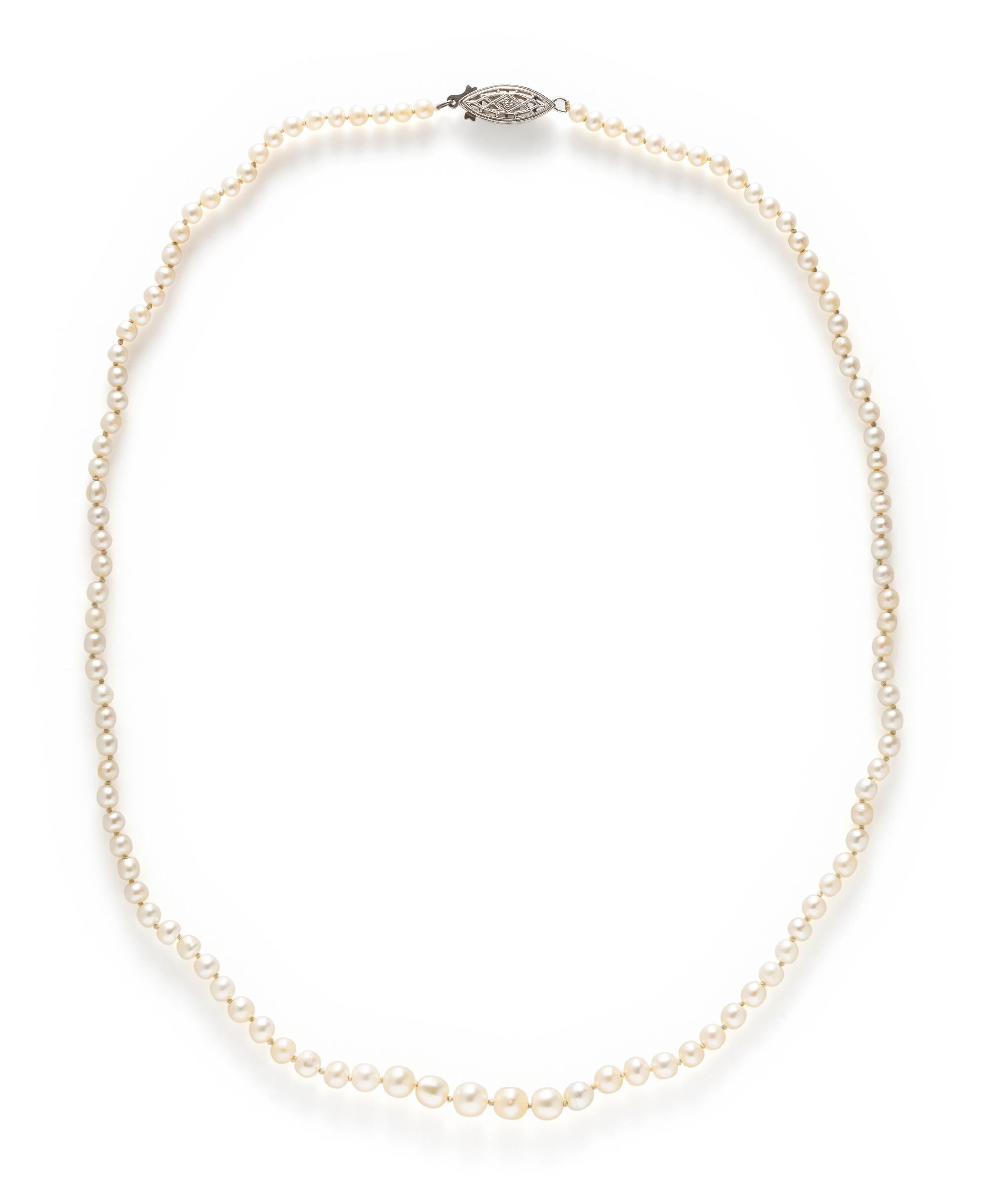 NATURAL PEARL NECKLACE
