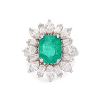 COLOMBIAN EMERALD AND DIAMOND RING