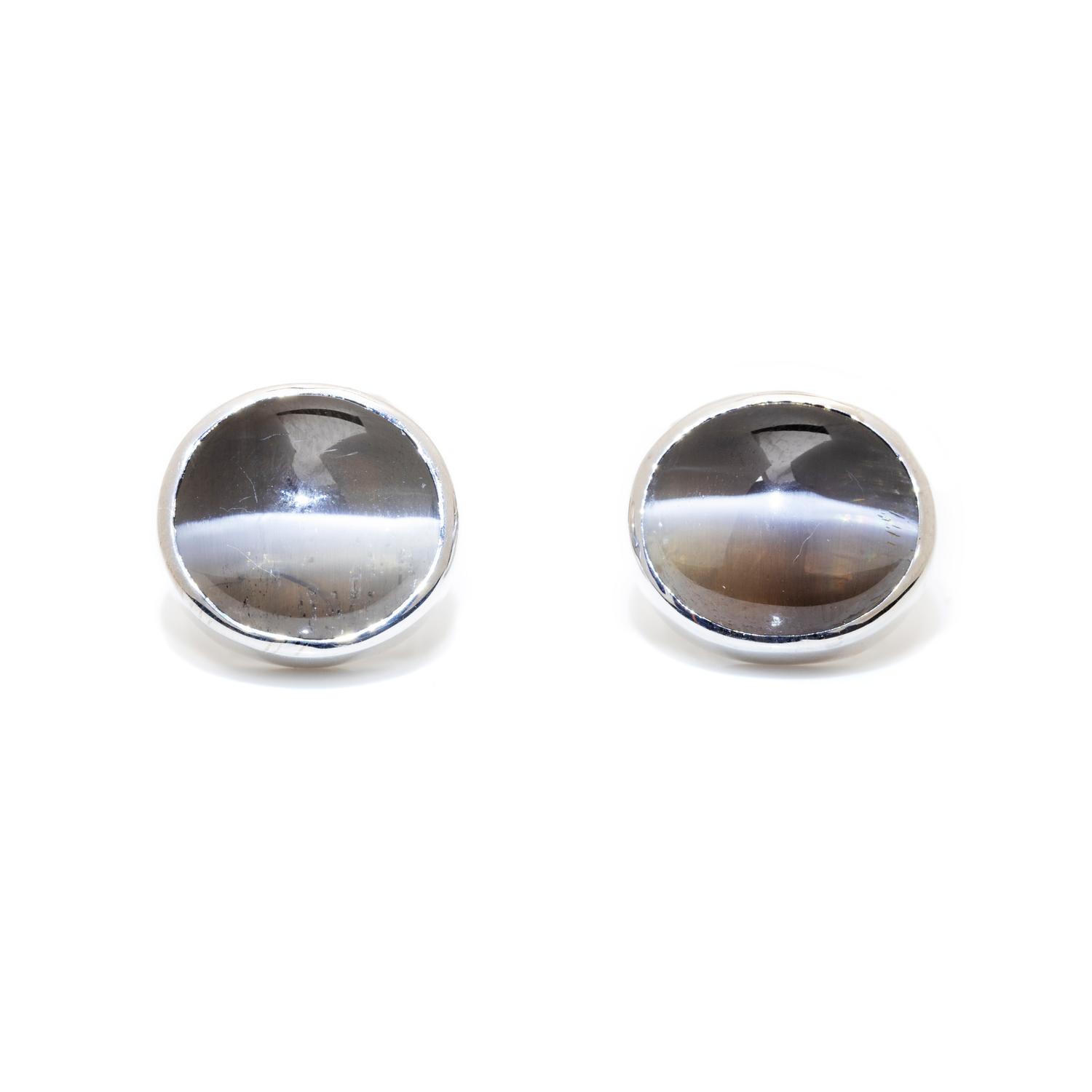 WHITE GOLD AND CAT'S EYE SILLIMANITE CUFFLINKS