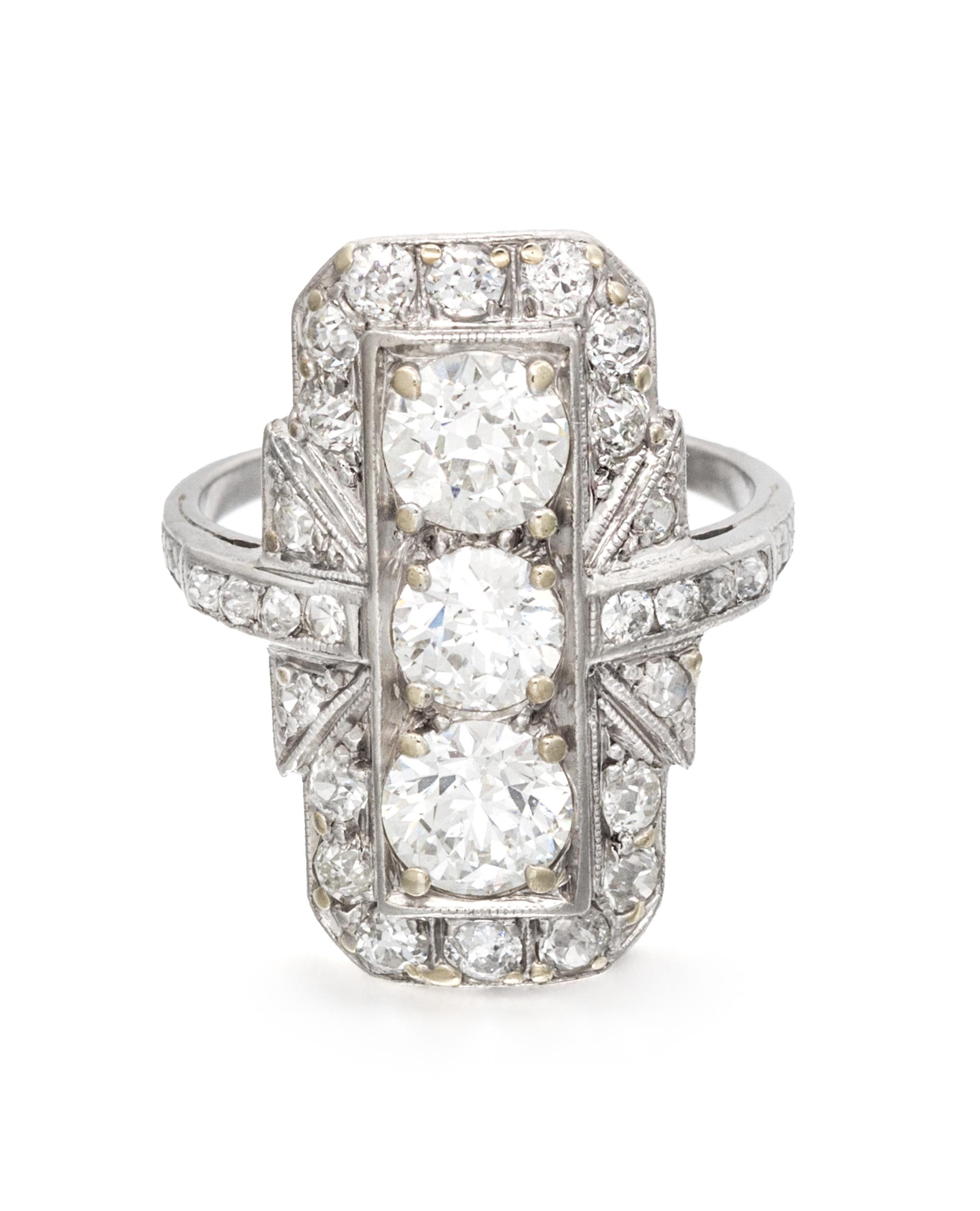 An Art Deco Platinum and Diamond Ring, 4.40 dwts.