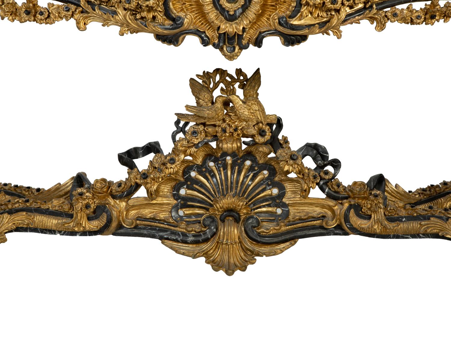 A Louis XV Style Giltwood and Marble Console Table — 20TH CENTURY