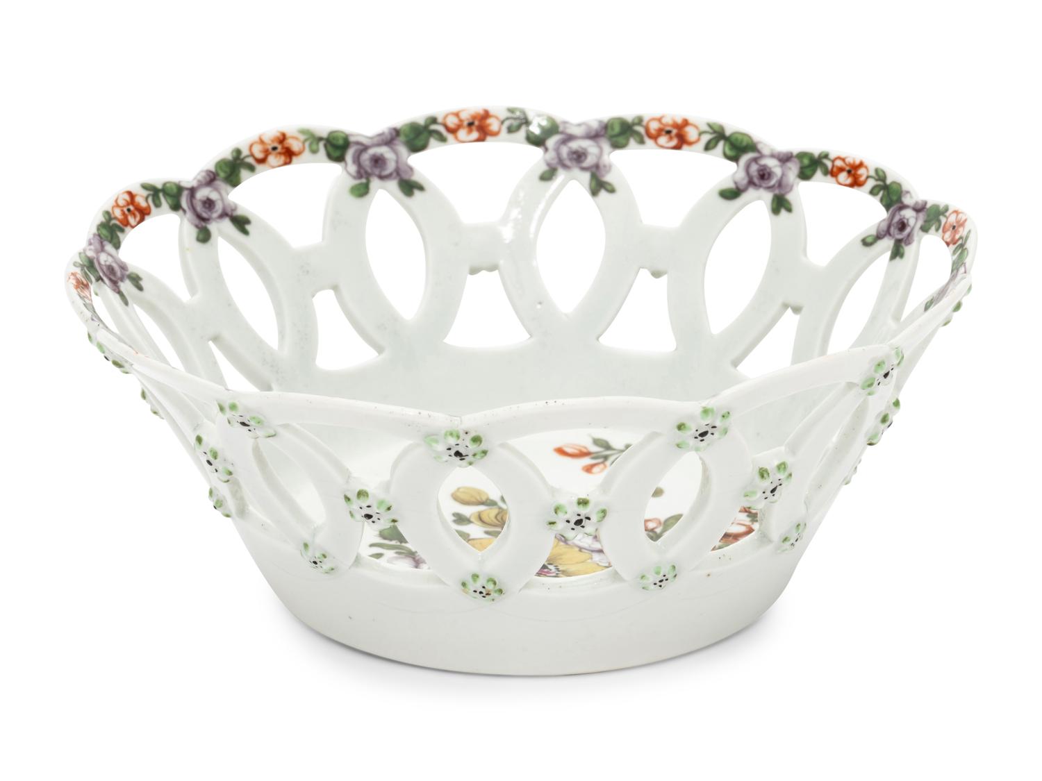 A Worcester Porcelain Reticulated Basket