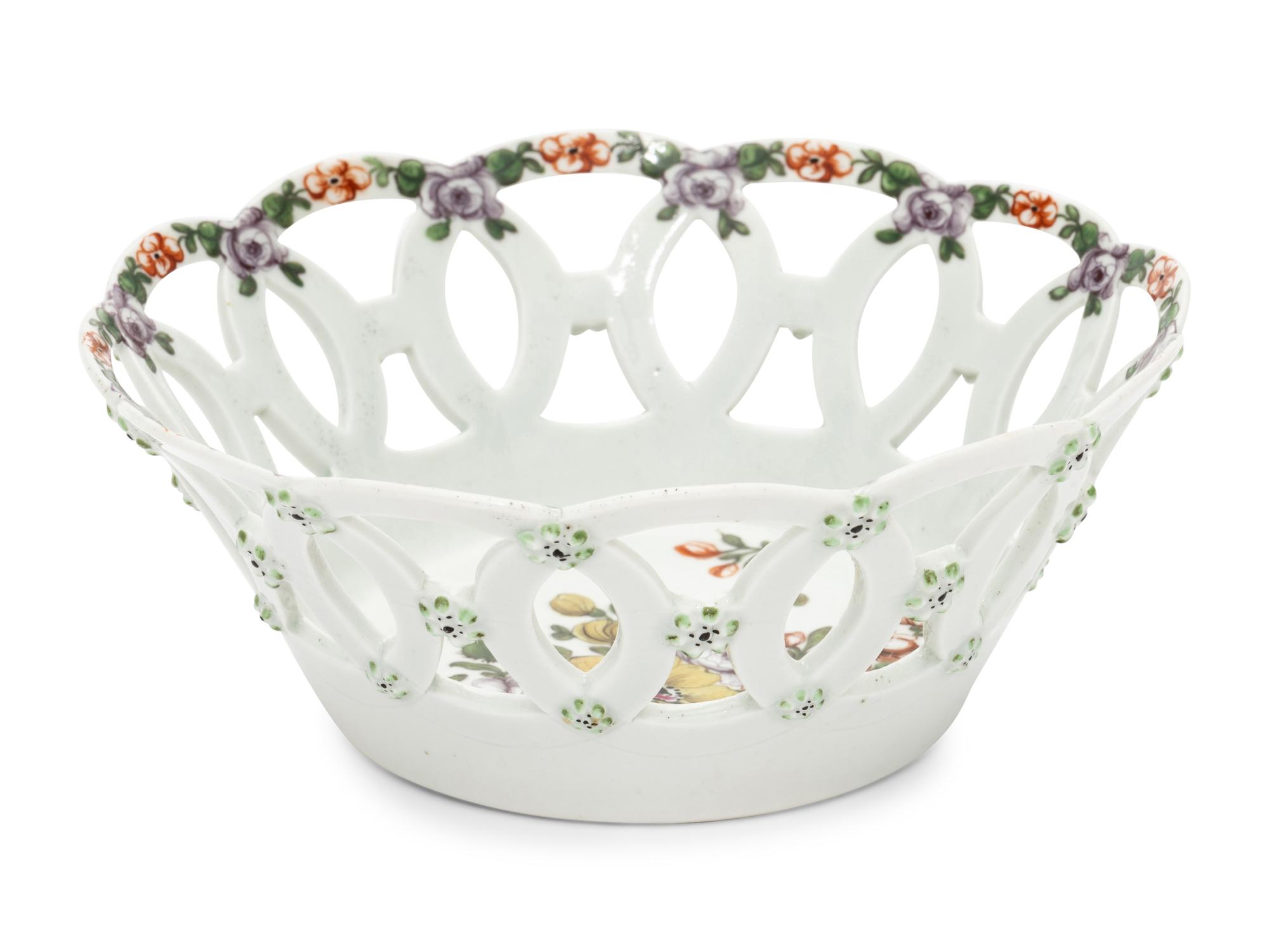 A Worcester Porcelain Reticulated Basket