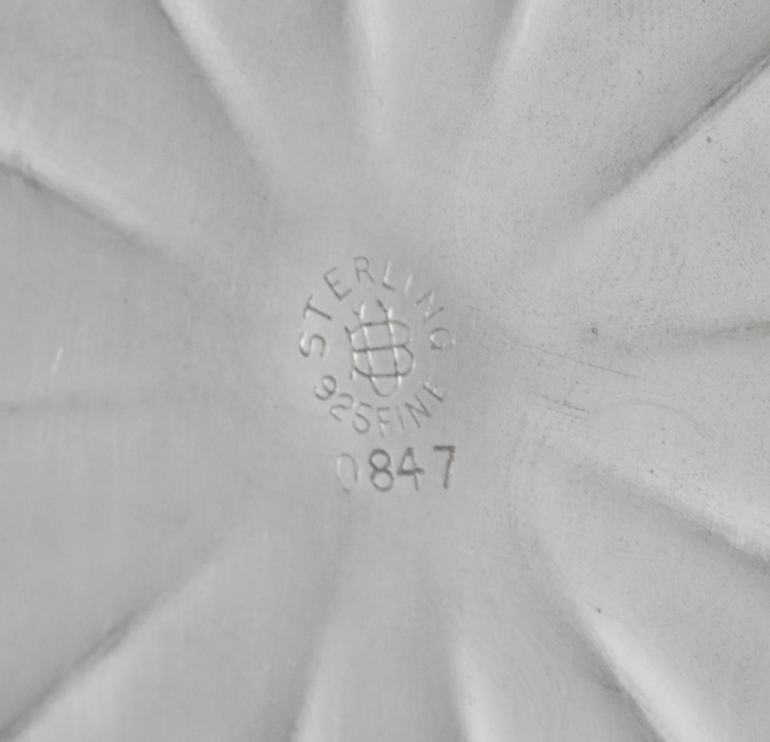 An American Art Nouveau Silver Bowl, Unger Brothers, Newark, NJ, of shaped circular form with an applied poppy border.