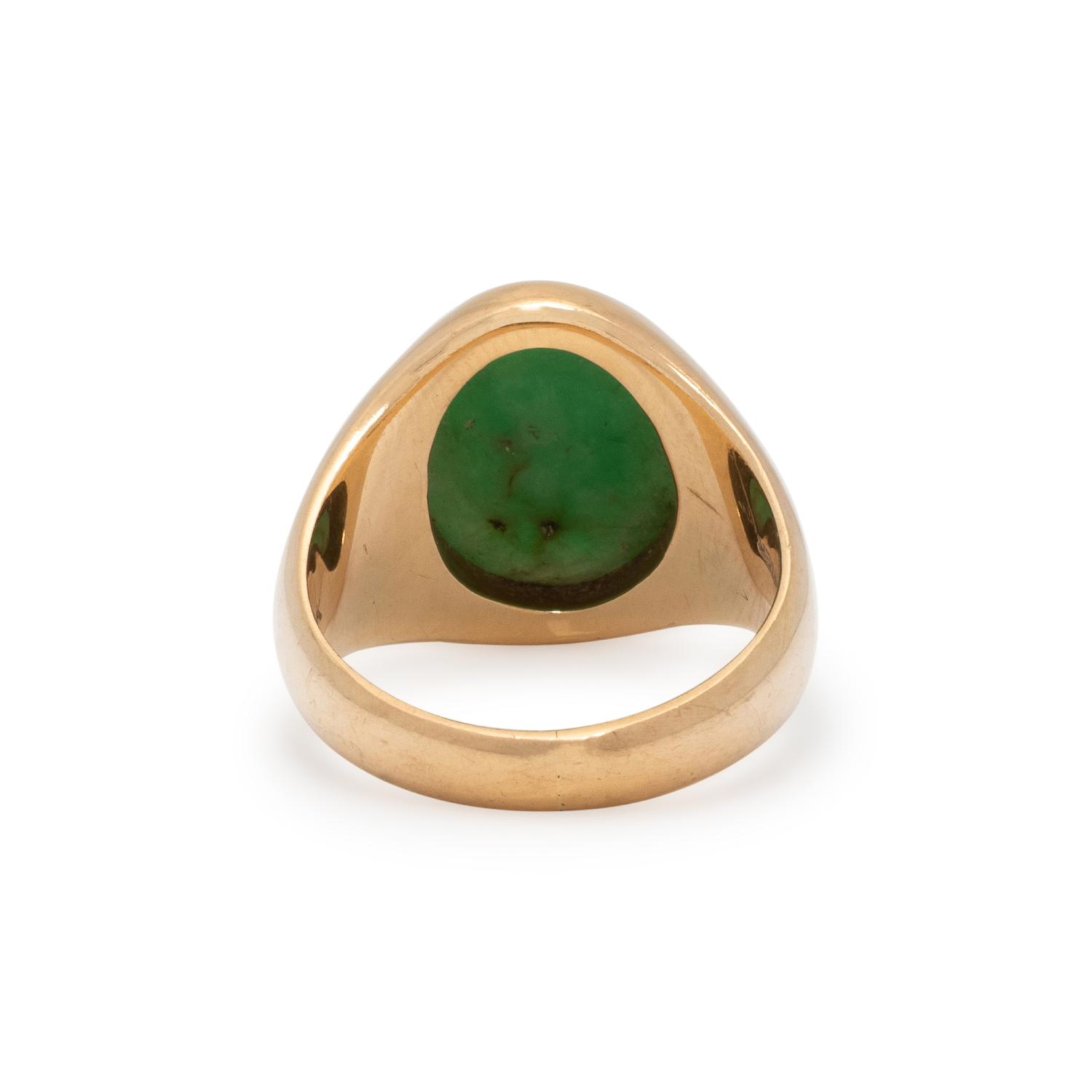 CARTIER, YELLOW GOLD AND JADE RING