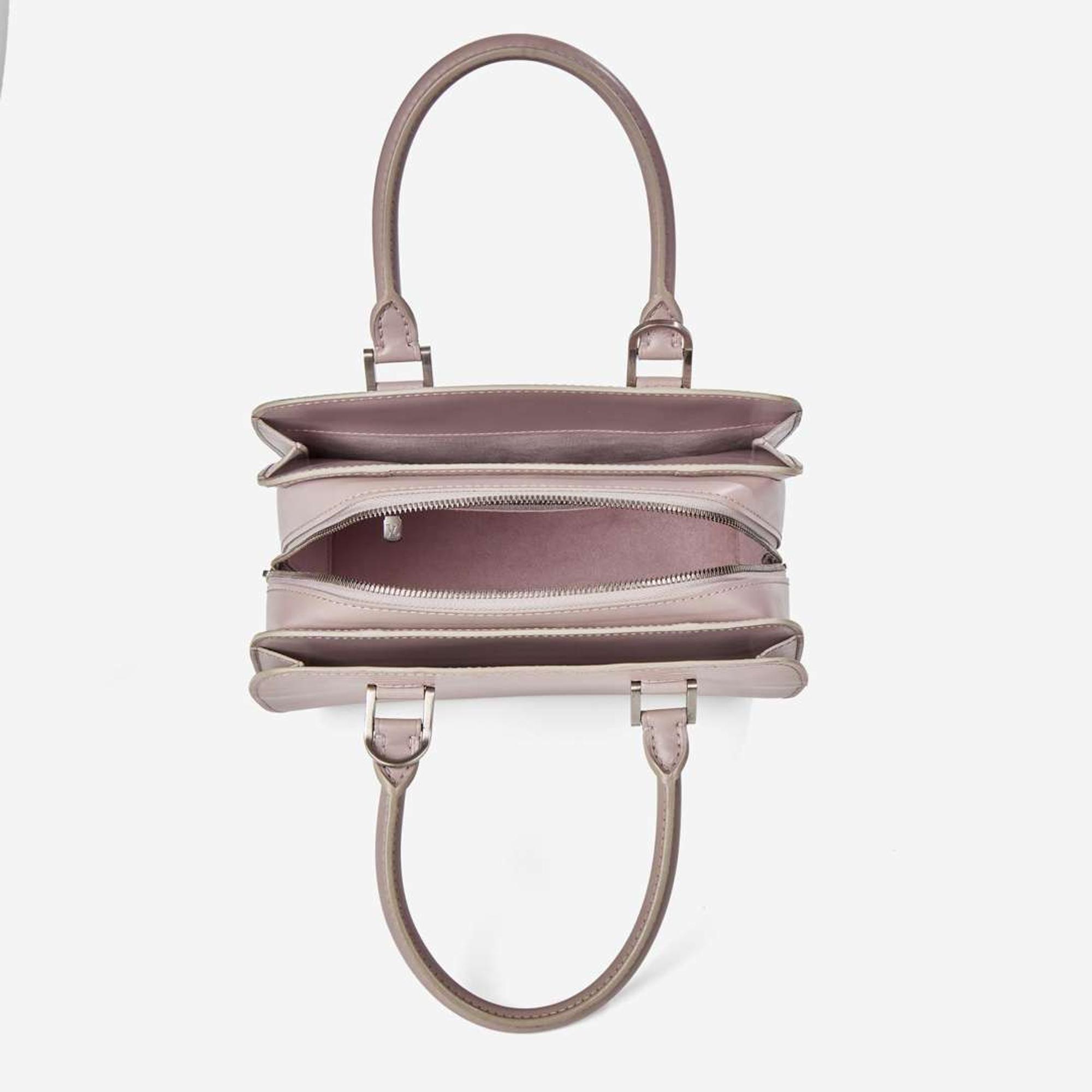 Louis Vuitton Lilac Epi Leather Pont-Neuf Louis Vuitton