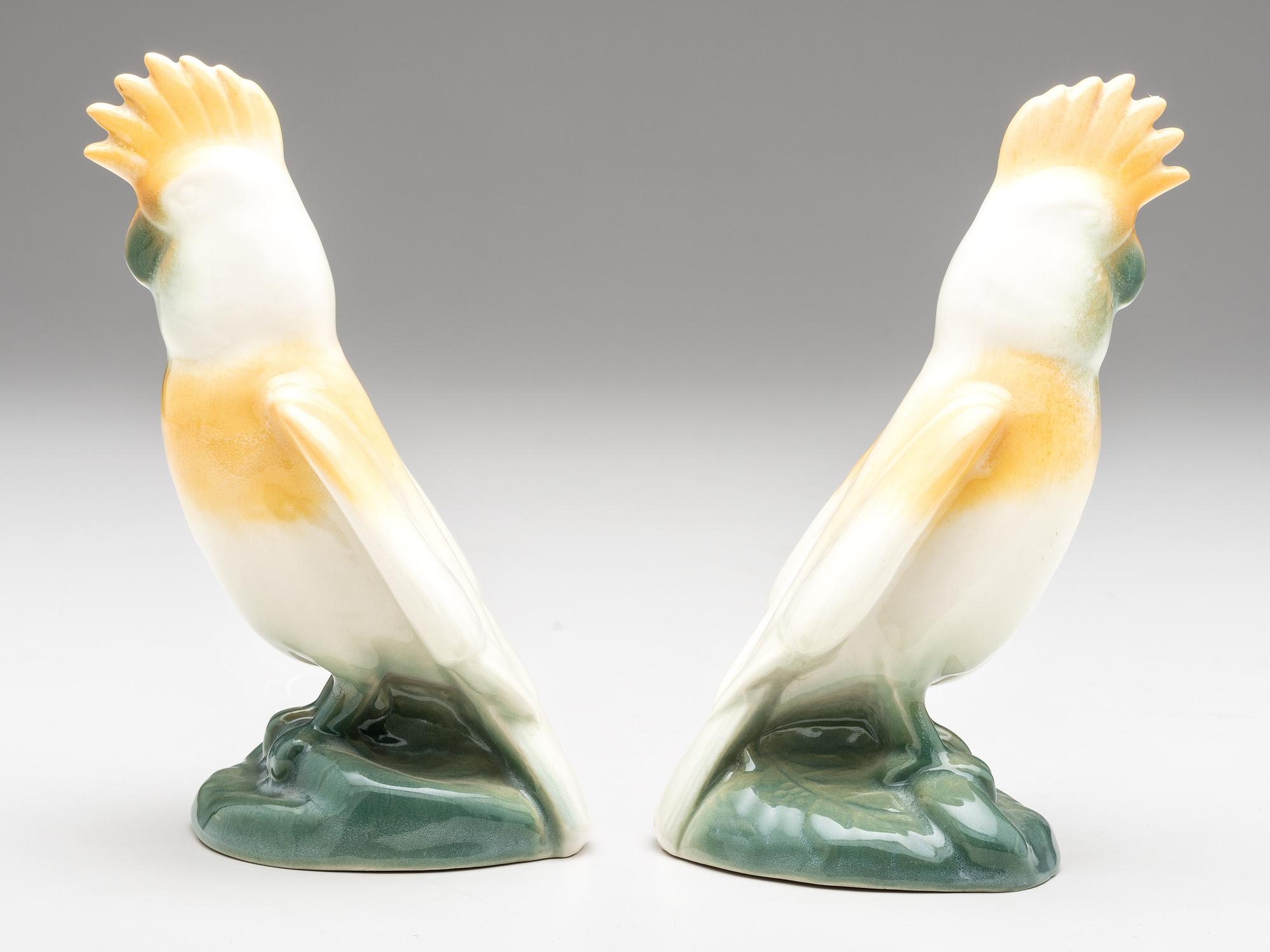 Pair Cockatoo Figures, 1944
