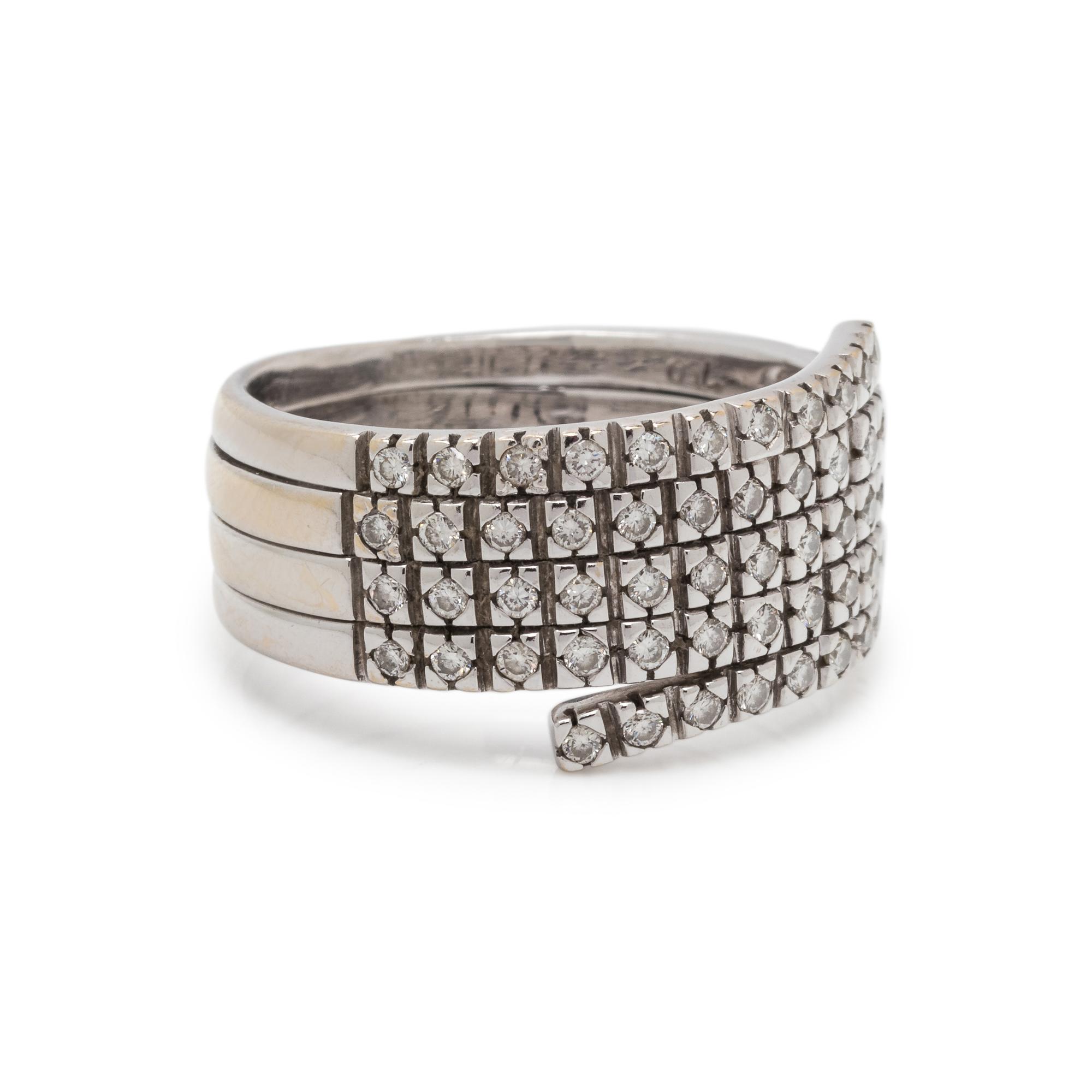 WHITE GOLD AND DIAMOND RING