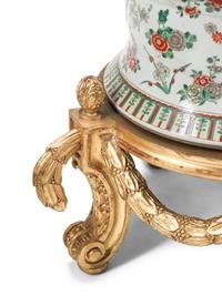 A Pair of Chinese Porcelain Jardinières on Giltwood Bases