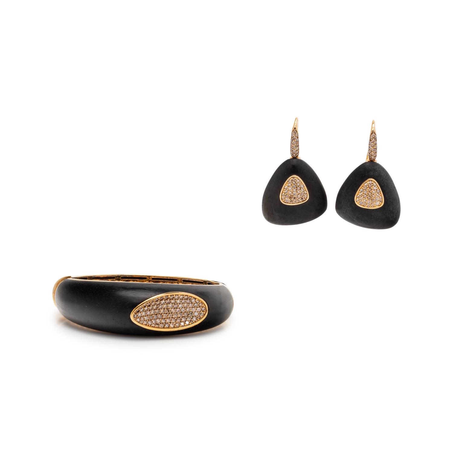 ROBERTO COIN, EBONY WOOD AND COLORED DIAMOND 'CAPRI PLUS' SET
