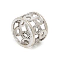 WHITE GOLD AND DIAMOND RING