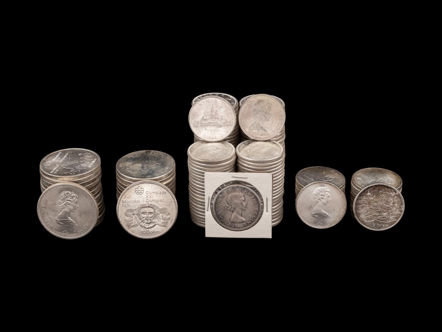 [CANADA] A Large Collection of Silver$1 and Commemorative Silver Coins
