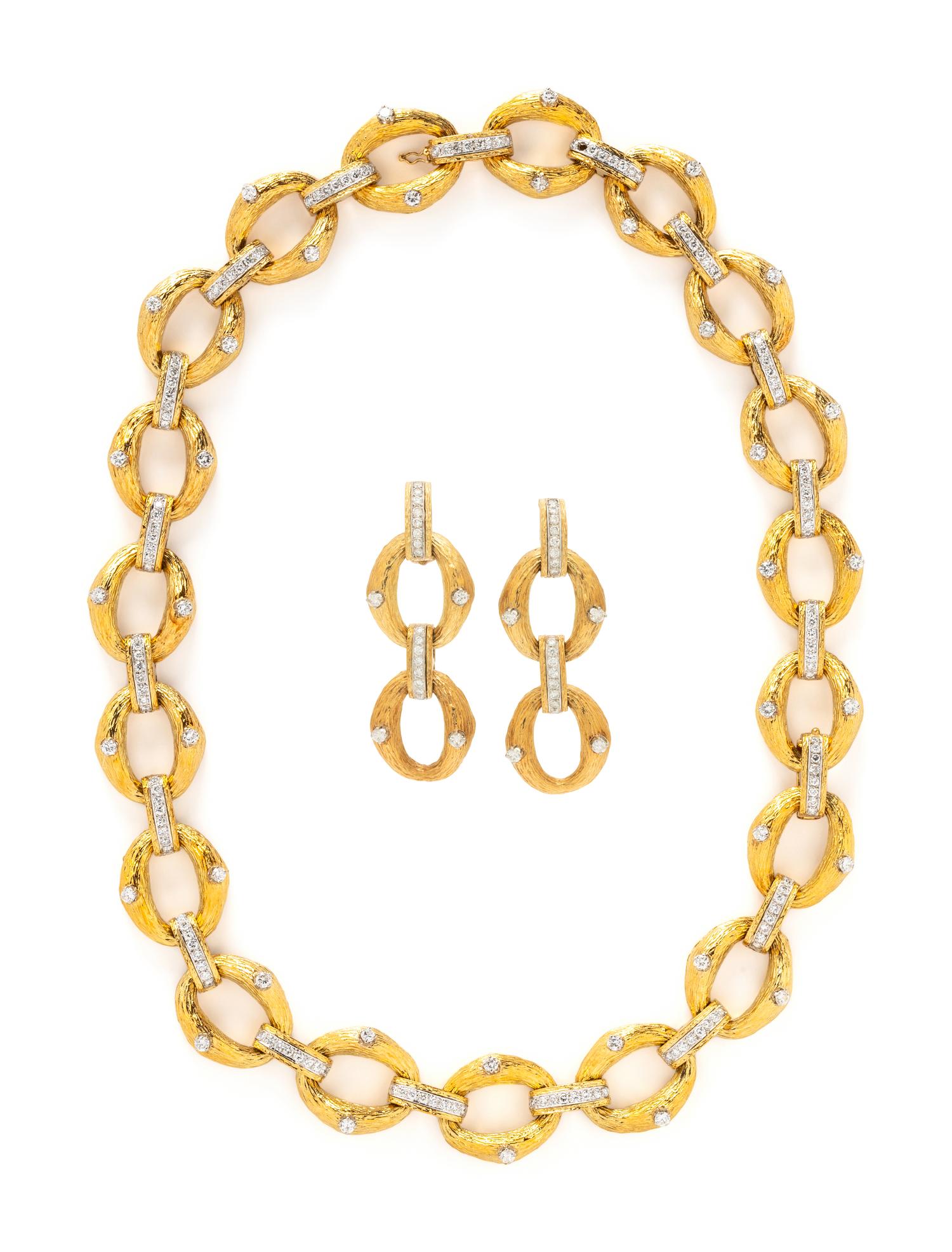 YELLOW GOLD AND DIAMOND CONVERTIBLE NECKLACE AND CLIP EARRINGS SET
