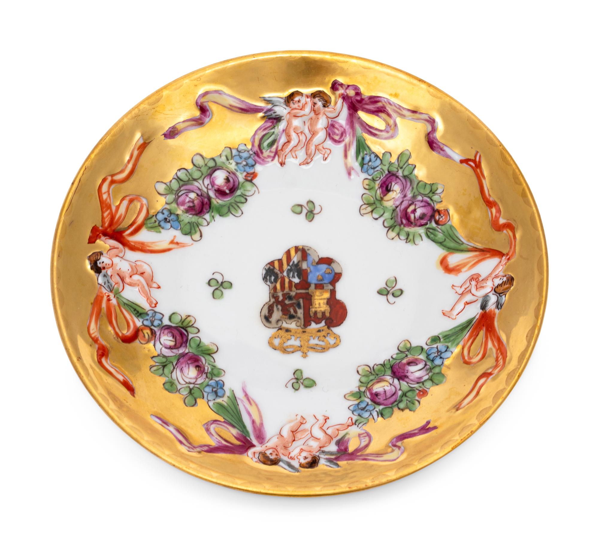 A Capodimonte Porcelain Dinner Service
