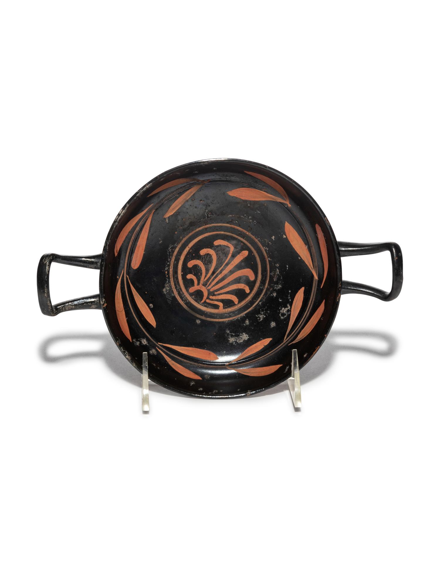 A South Italian Xenon-Ware Kylix