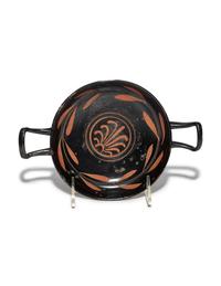 A South Italian Xenon-Ware Kylix