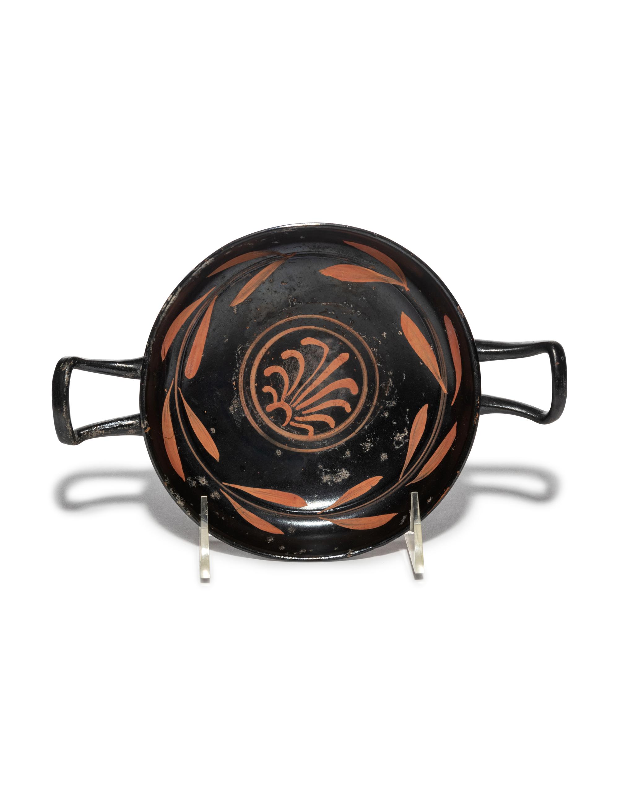 A South Italian Xenon-Ware Kylix