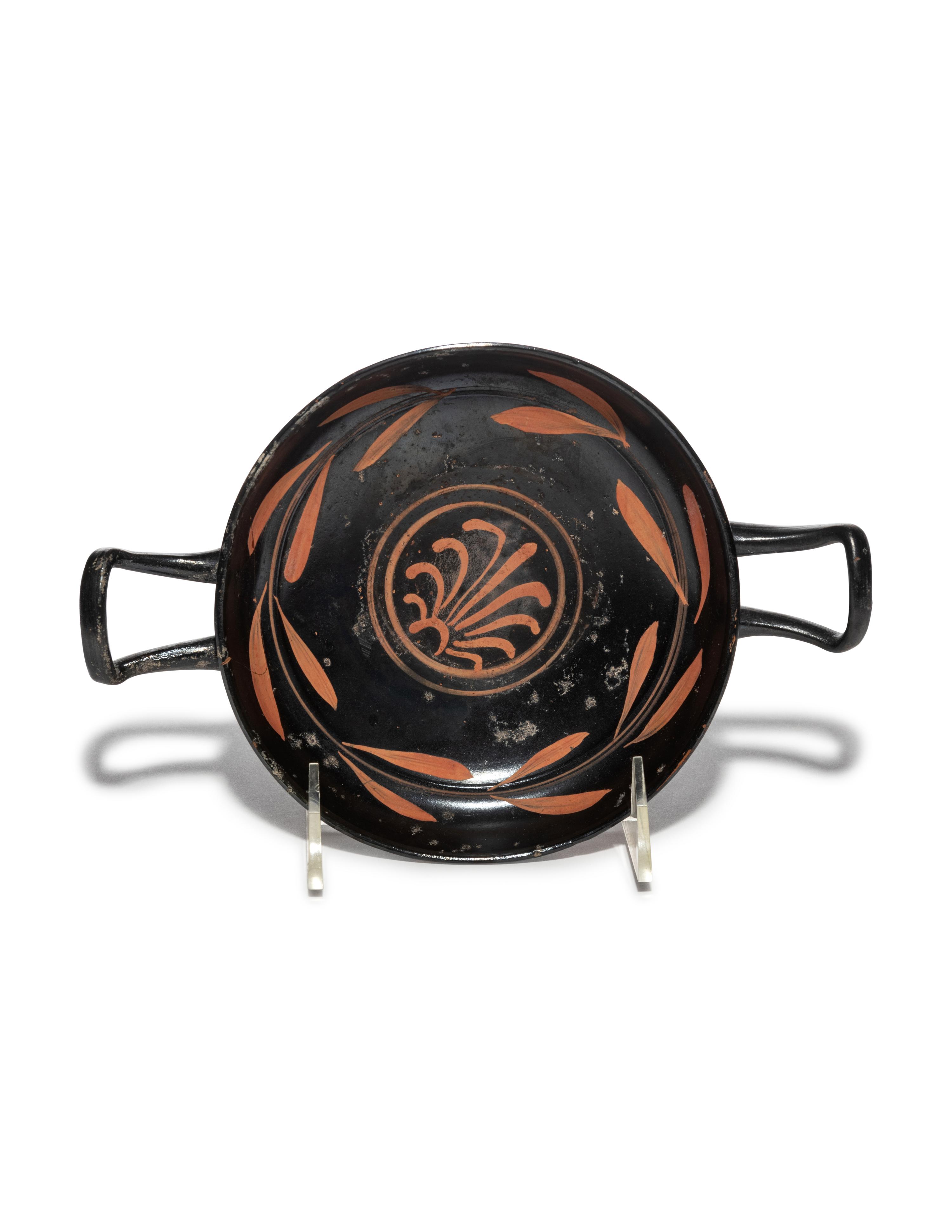 A South Italian Xenon-Ware Kylix
