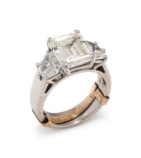 DIAMOND RING