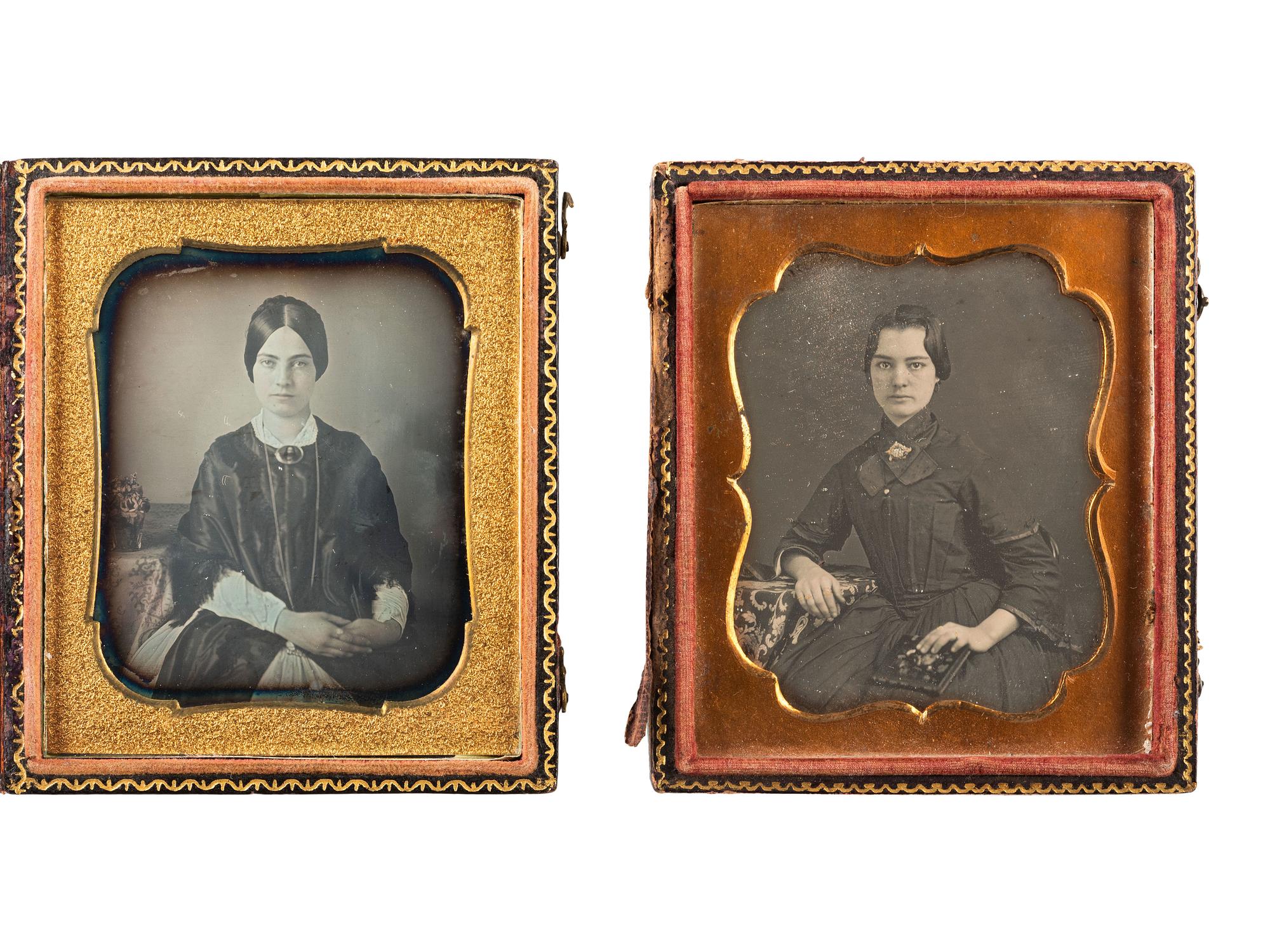 [EARLY PHOTOGRAPHY]. 4 daguerreotype and ambrotype portraits of subjects with images.