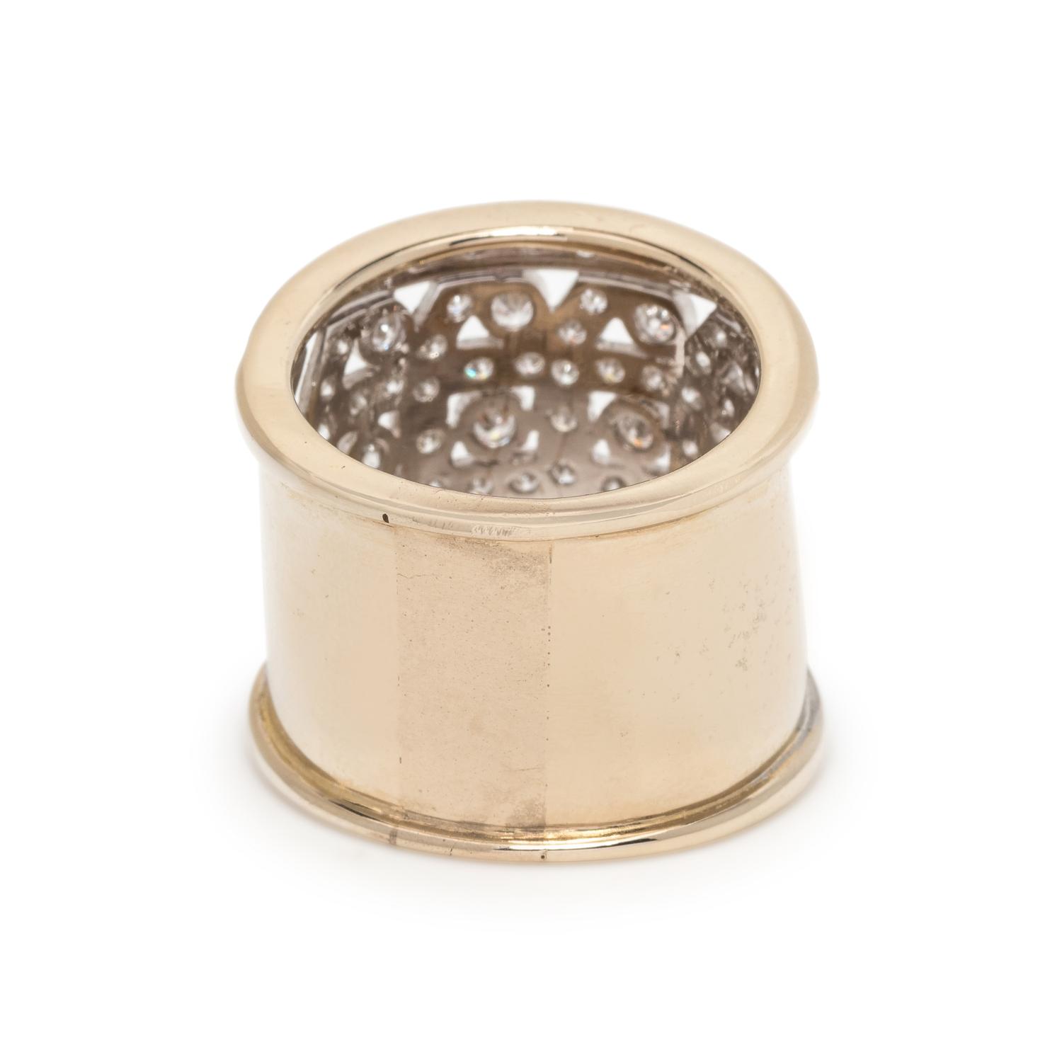DIAMOND RING