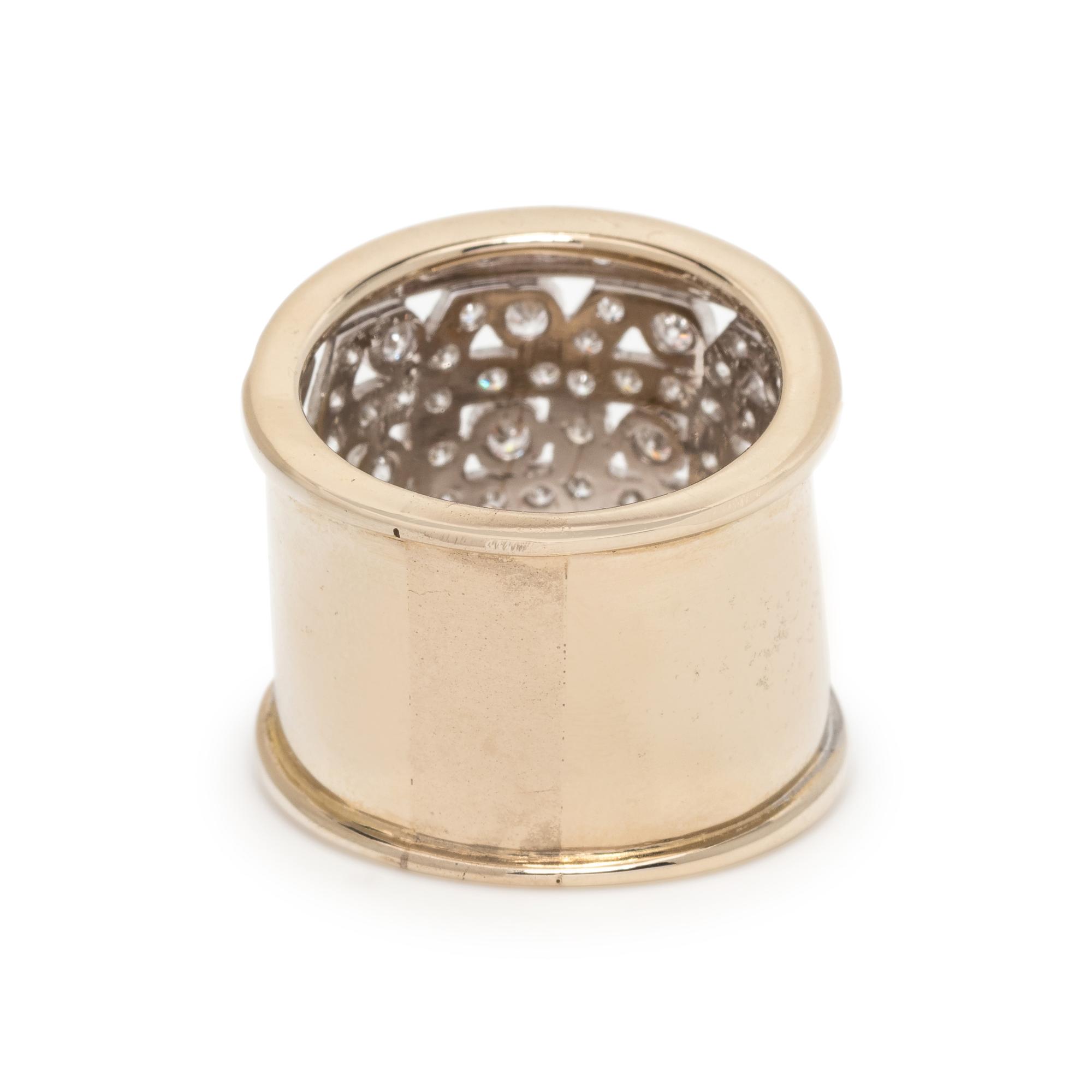 DIAMOND RING