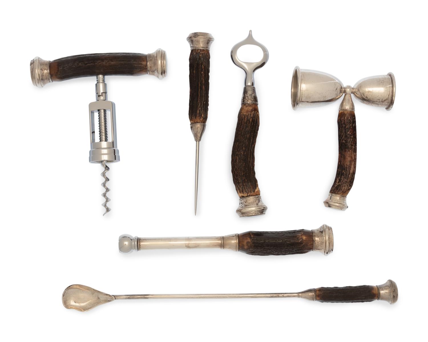 A Cased Antler-Mounted Silver Bar Set