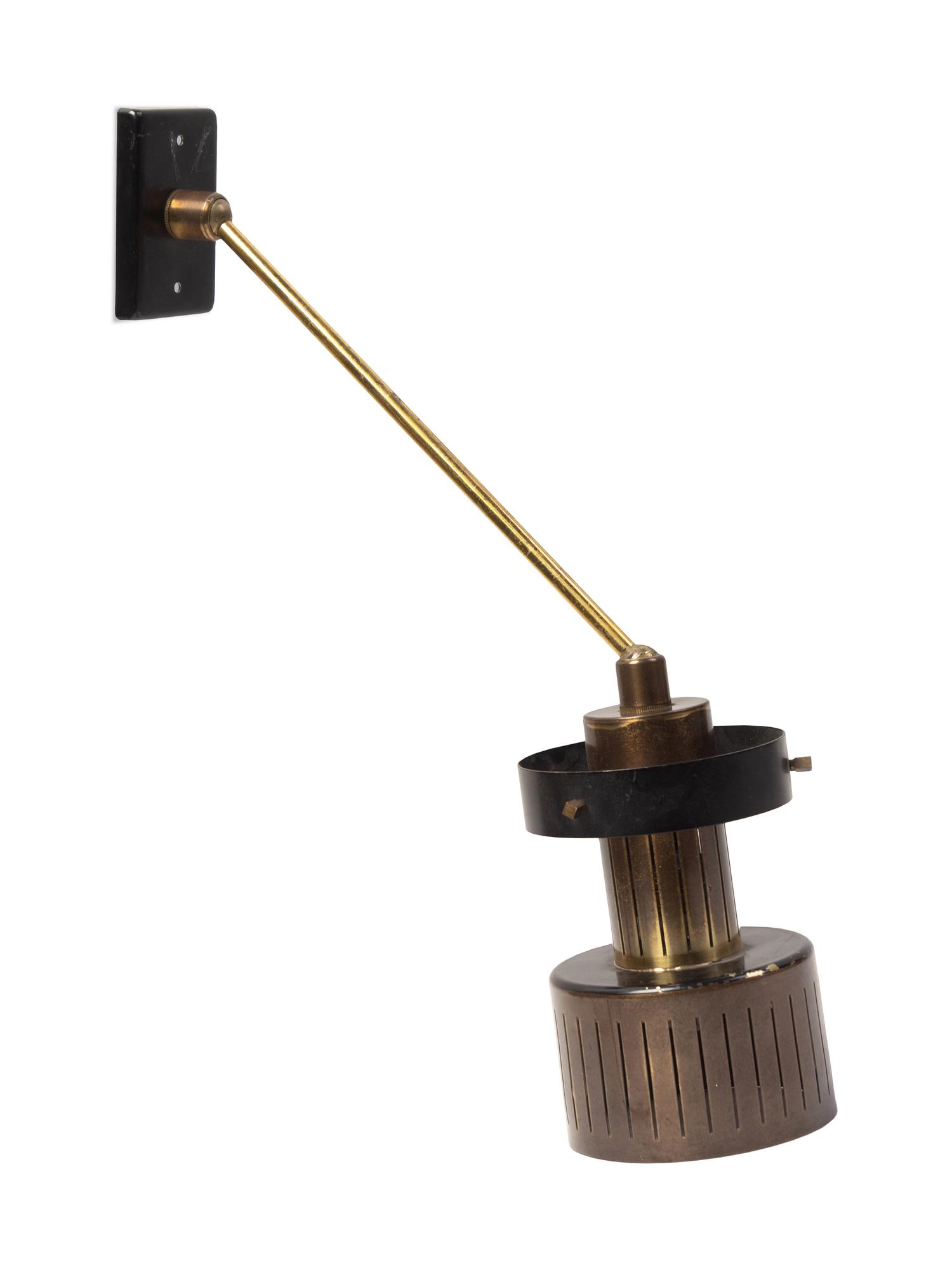 Articulated Wall Lamp