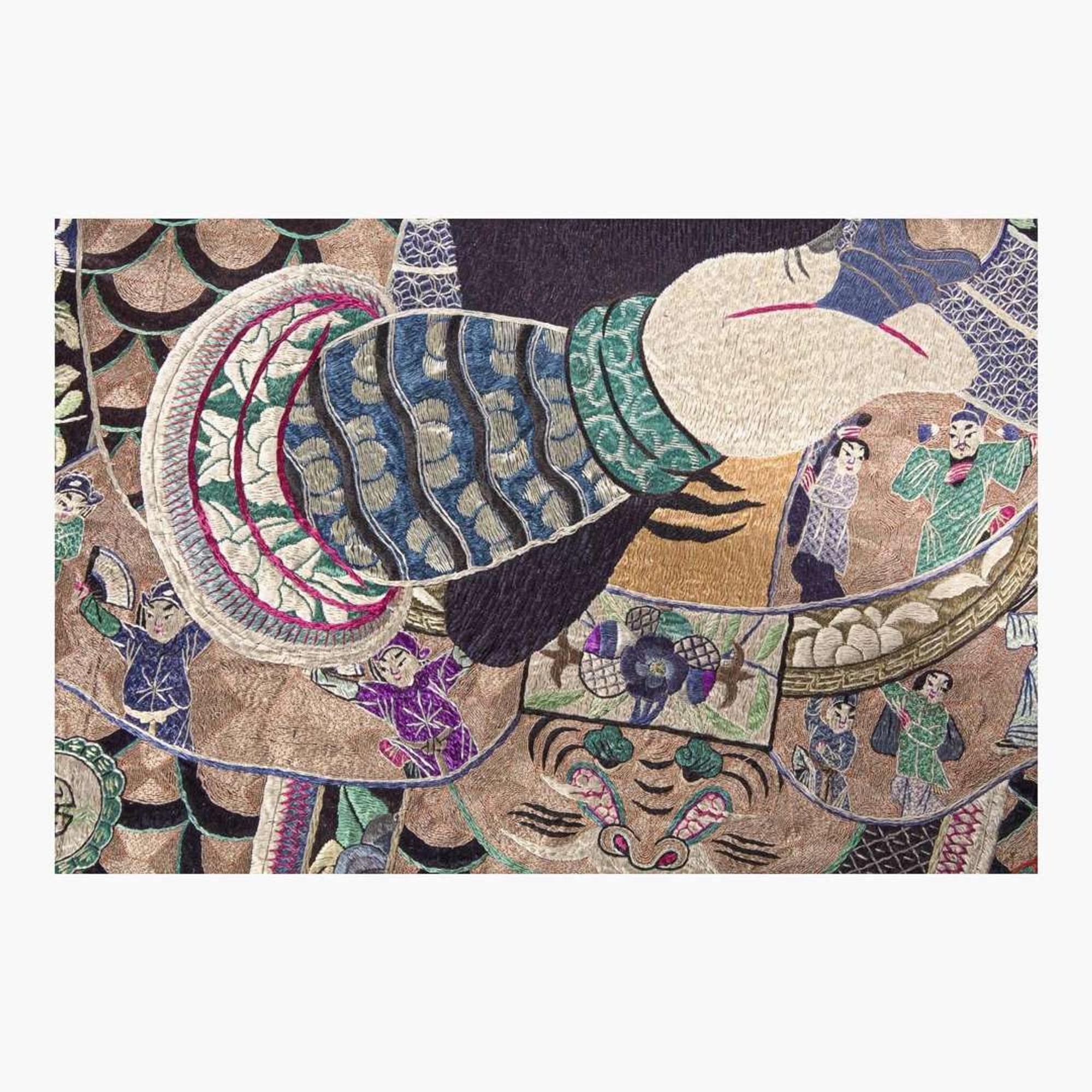 A very large and unusual Chinese silk-embroidered tapestry 巨幅京剧人物挂毯 Late Qing dynasty ??
