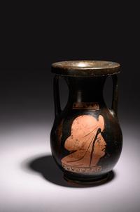 An Attic Red-Figured Pelike Depicting the Head of Arimasp