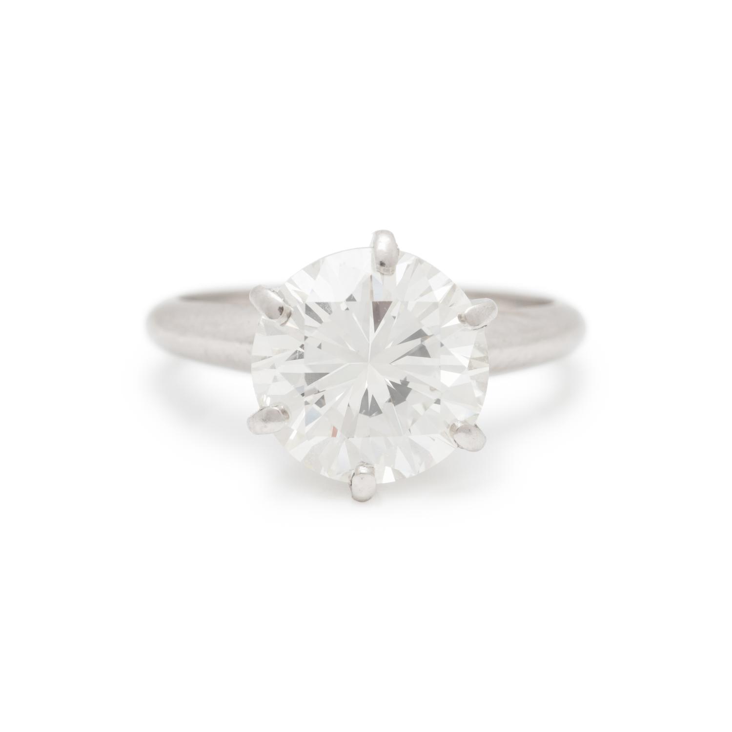 DIAMOND RING