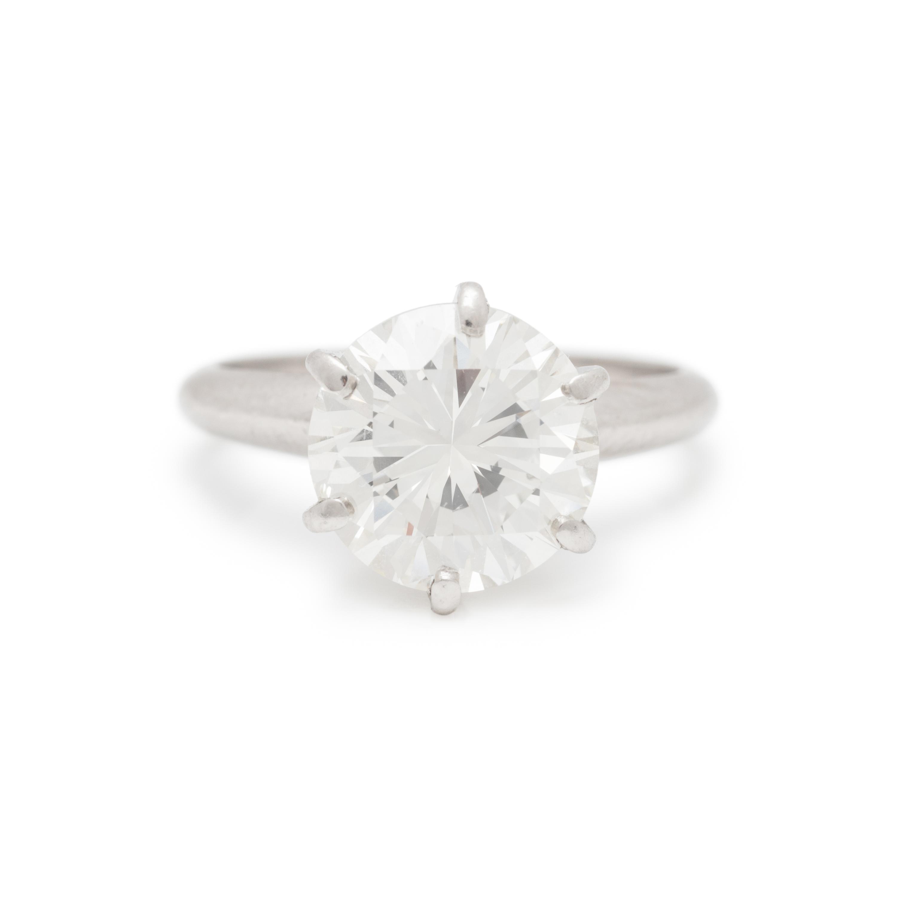 DIAMOND RING