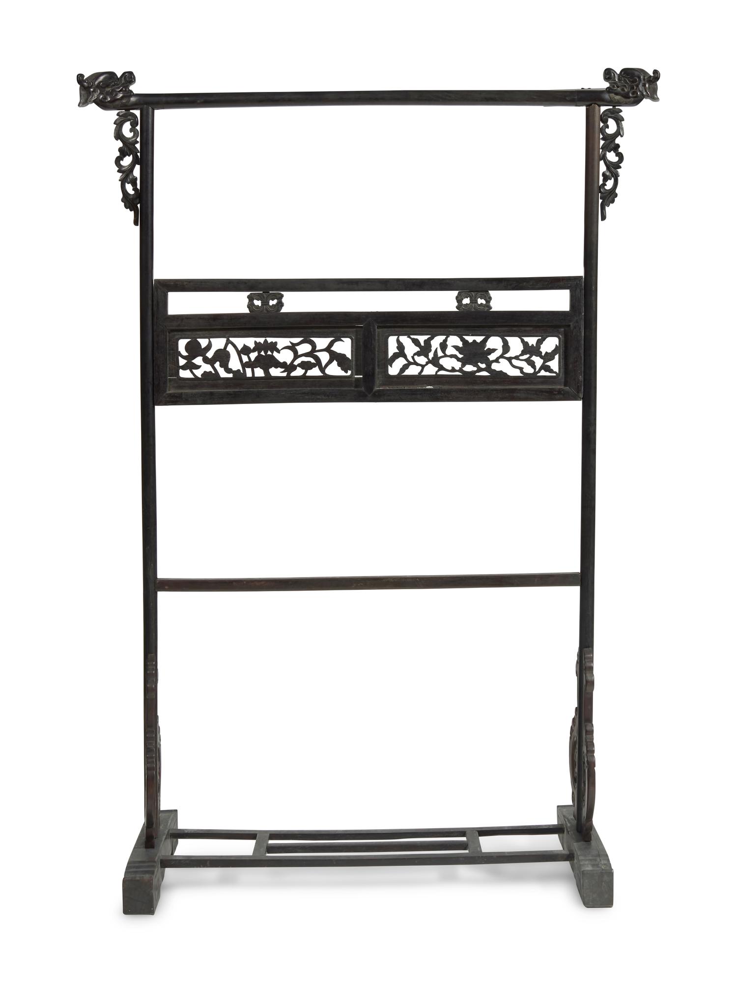 A Chinese Hardwood Clothing Stand, Yijia , Qing Dynasty — 清 硬木衣架