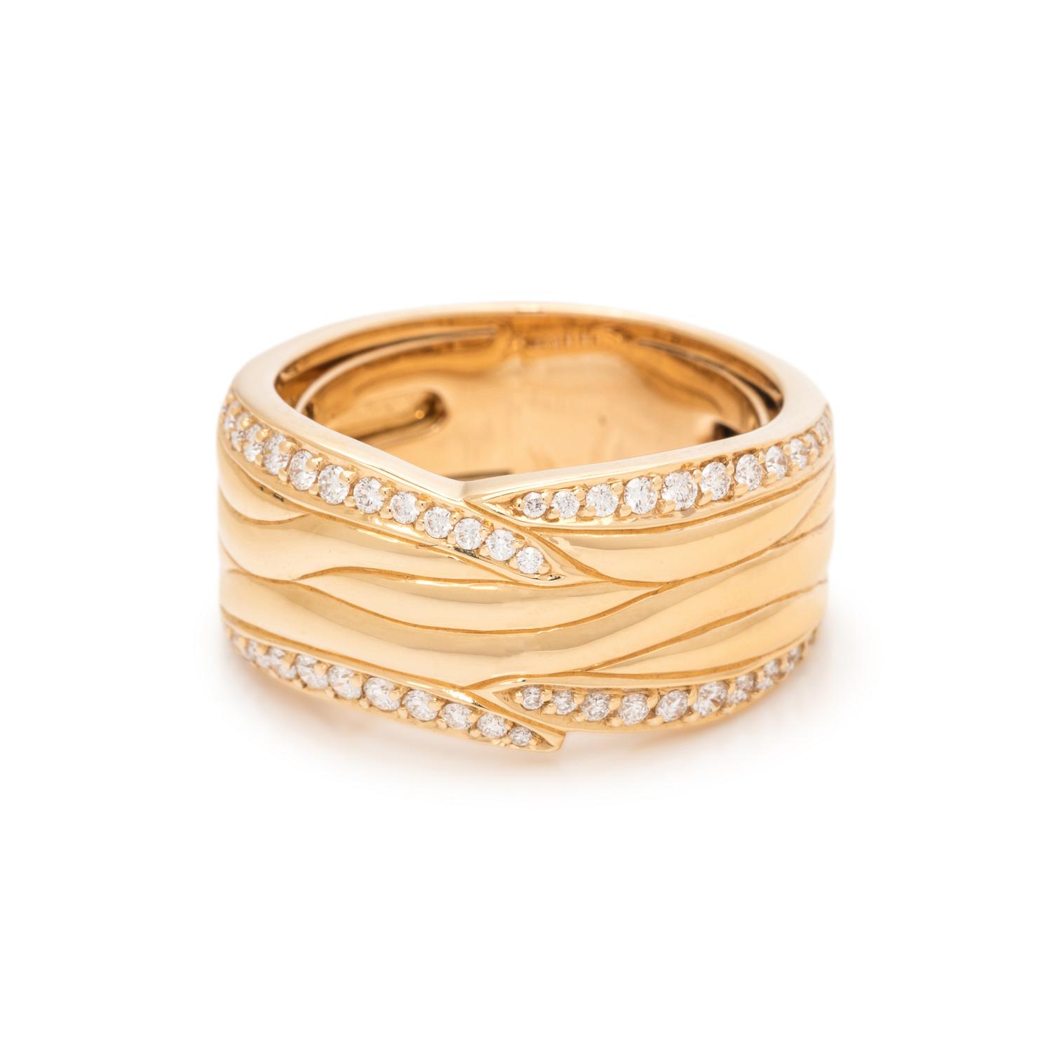 YELLOW GOLD AND DIAMOND RING