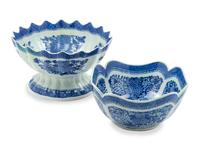 Two Chinese Export Blue Fitzhugh Porcelain Center Bowls