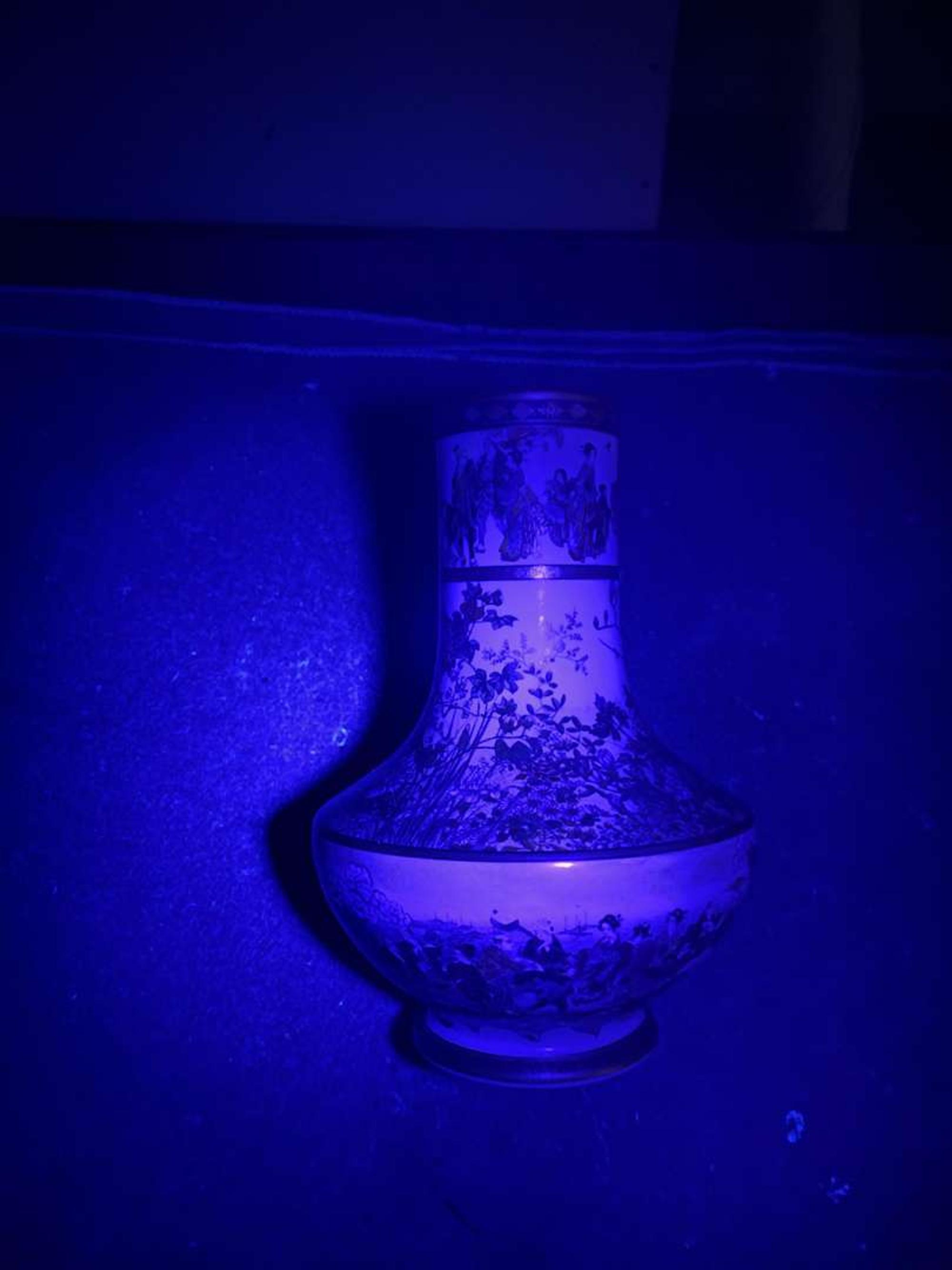 A finely-decorated Satsuma-type vase, Okamoto Ryozan 日本萨摩烧风格瓷瓶 亮山造 Meiji period ??