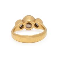 YELLOW GOLD, COLORED DIAMOND, AND DIAMOND RING